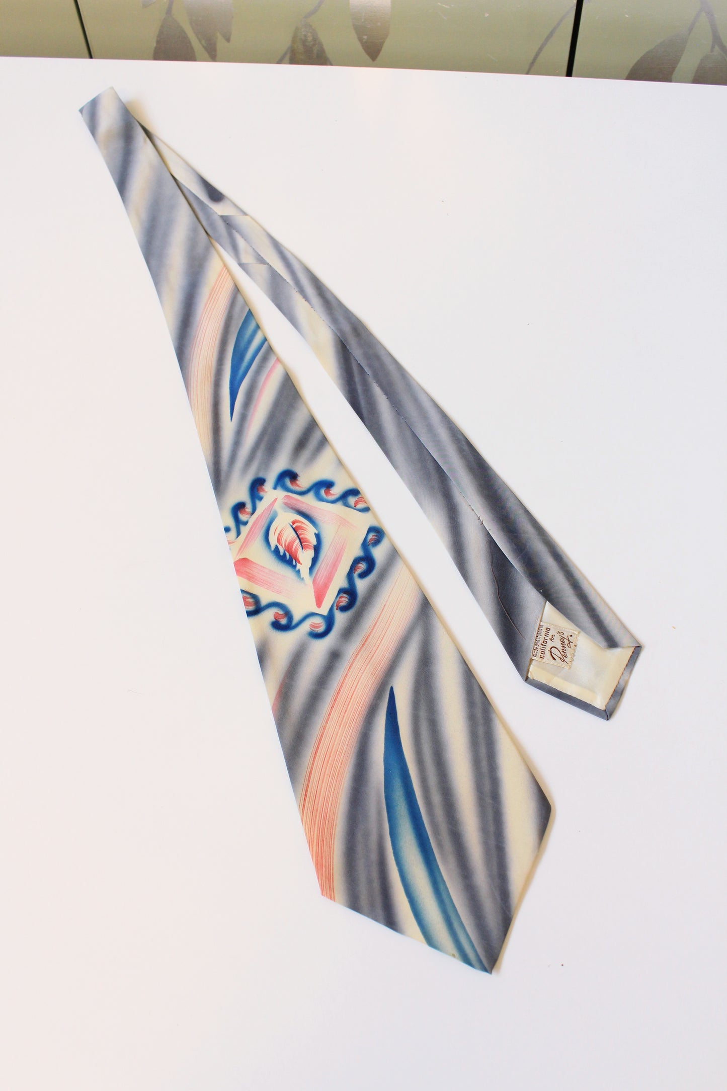 Vintage 1950s Grey/Pink/Blue Abstract Leaf Hand Painted Tie, Made In California