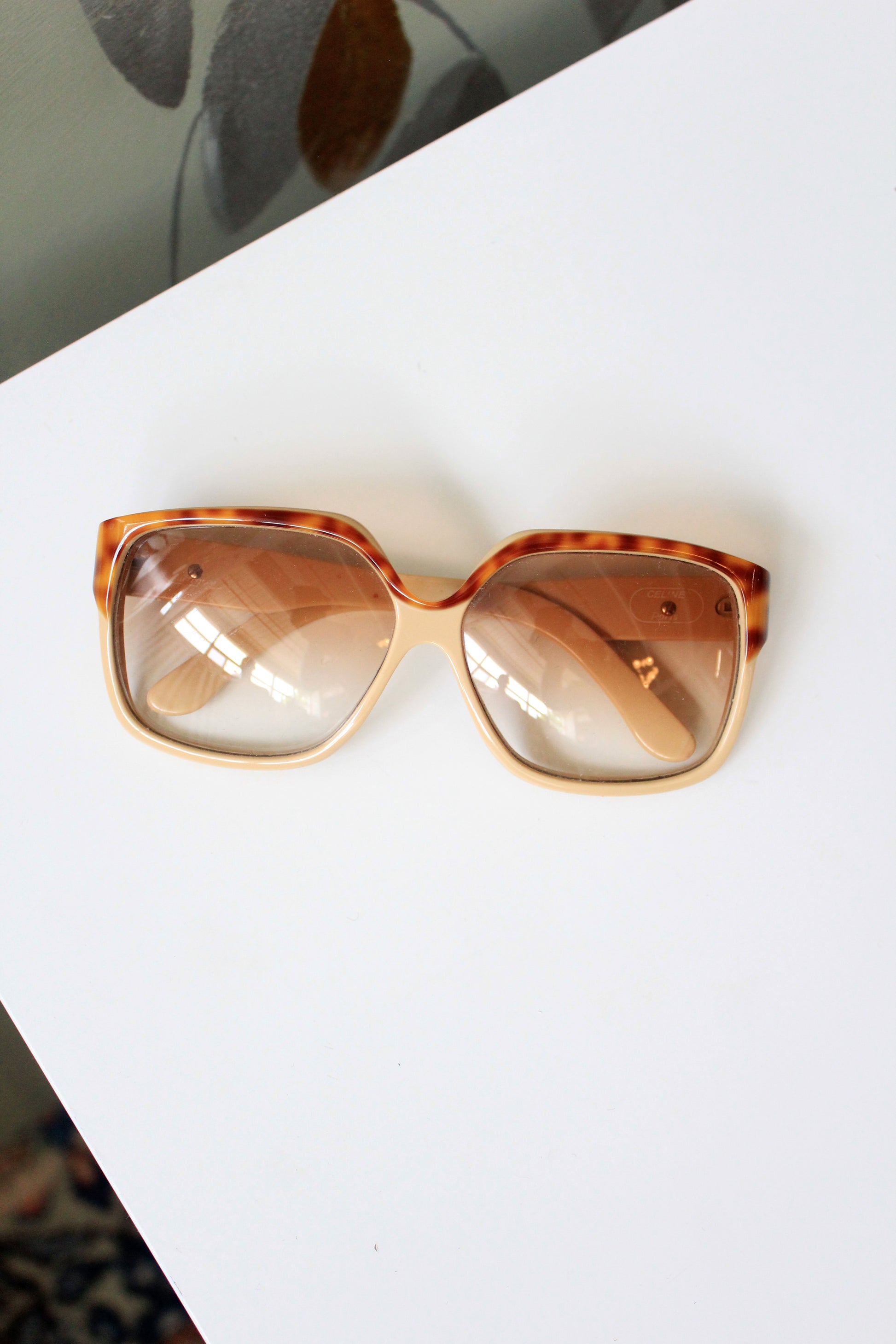 1980s Celinè Tortoise Shell and Beige Designer Sunglasses 
