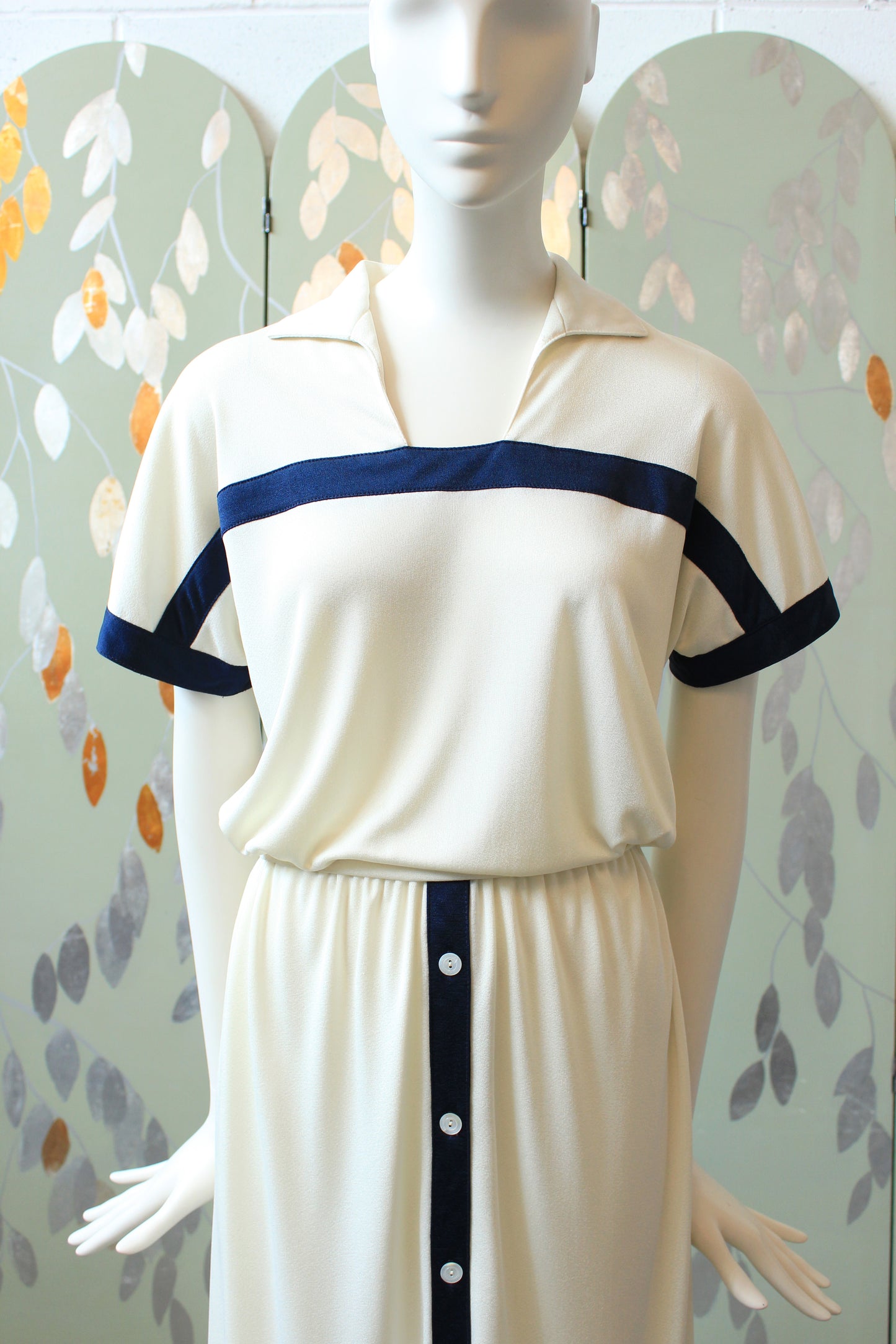 1980s Cream Short Sleeve Nautical Inspired Dress With Elastic Waist, Medium