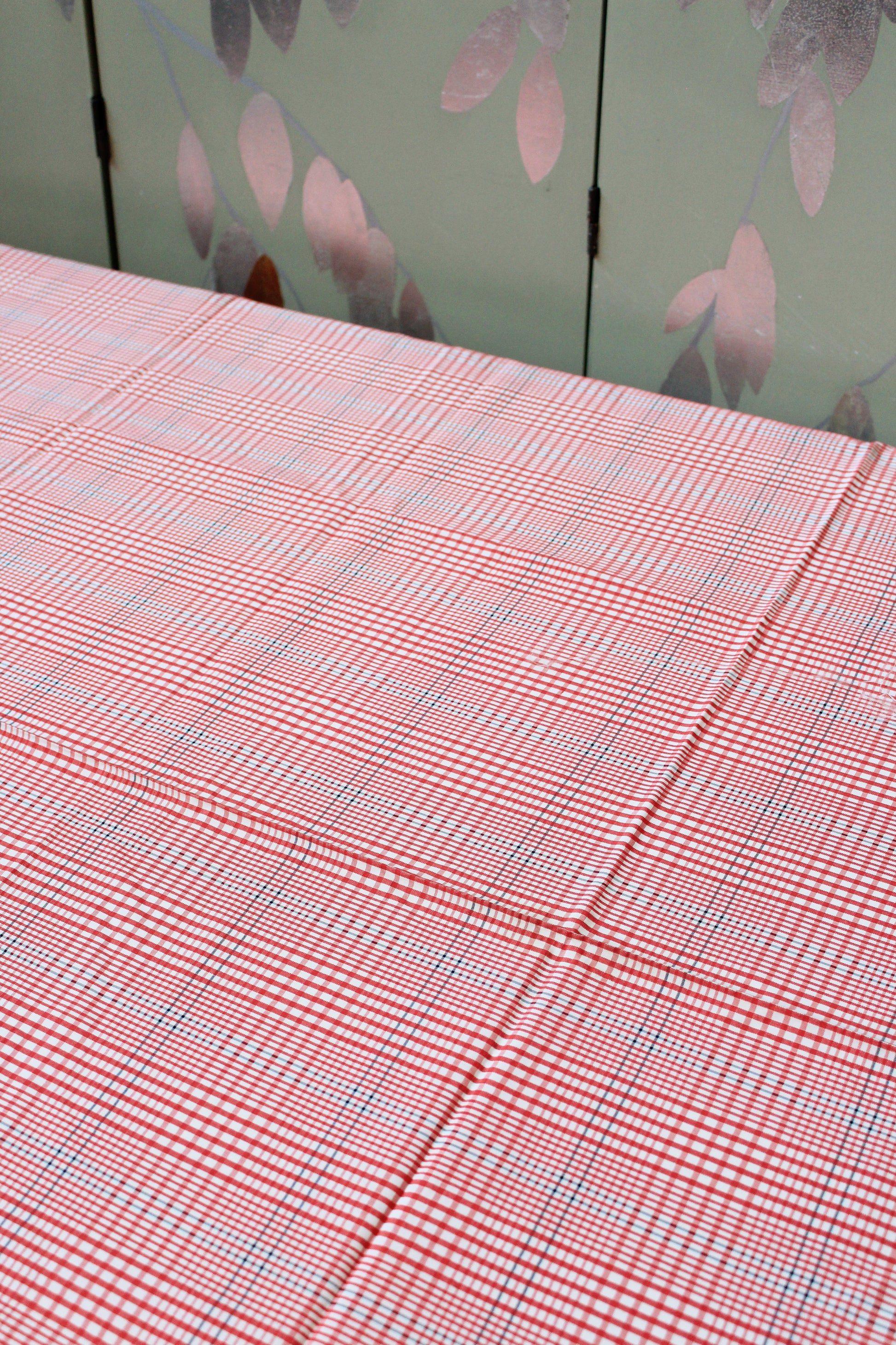 1950s Dark Pink And White Plaid Cotton Vintage Fabric, 4.1 Yards