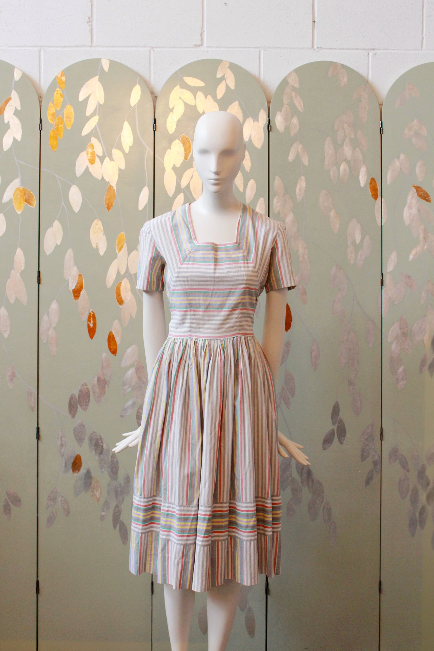 1940s Grey And White With Multicoloured Stripes Short Sleeve Cotton Dress