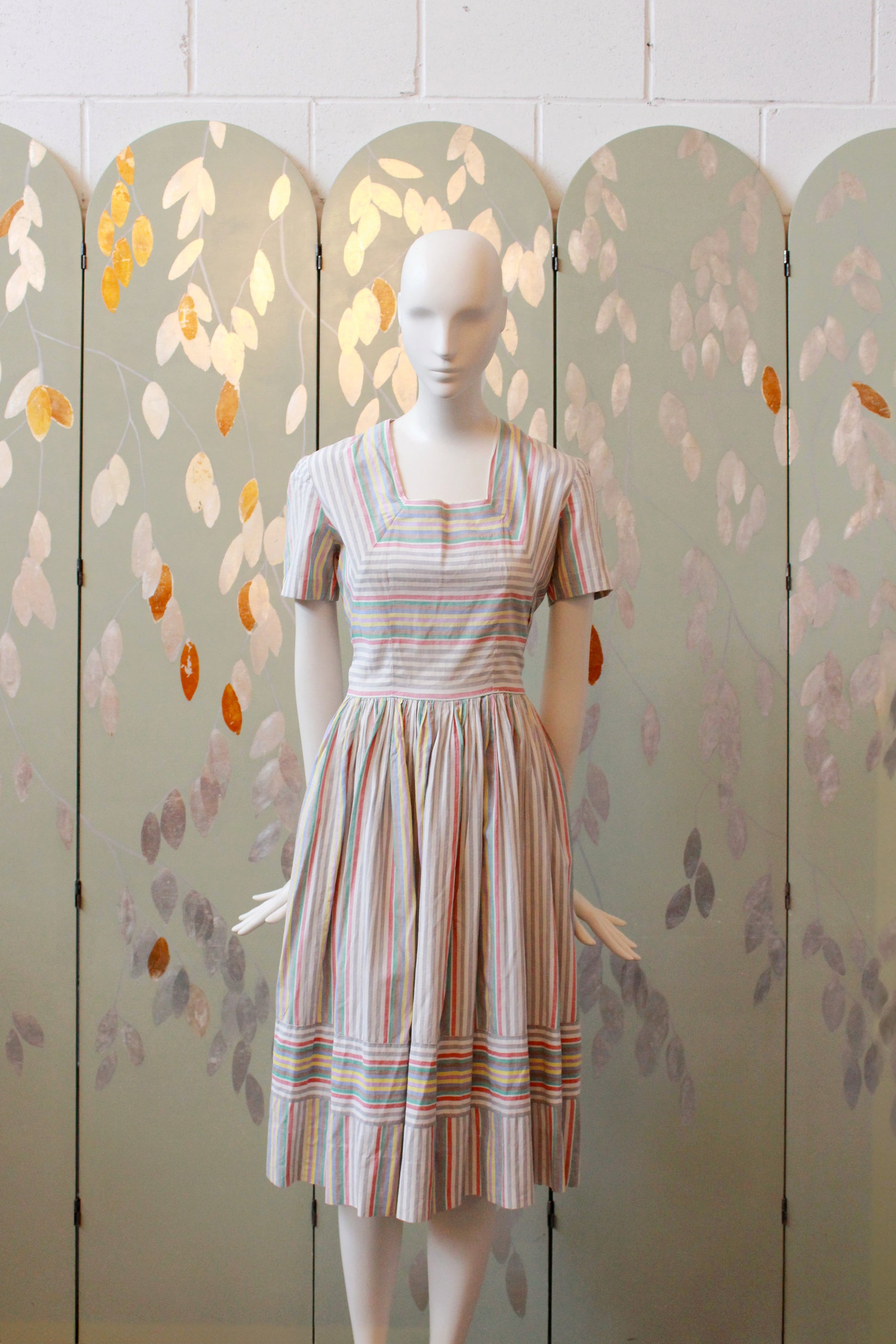 1940s Grey And White With Multicoloured Stripes Short Sleeve Cotton Dress