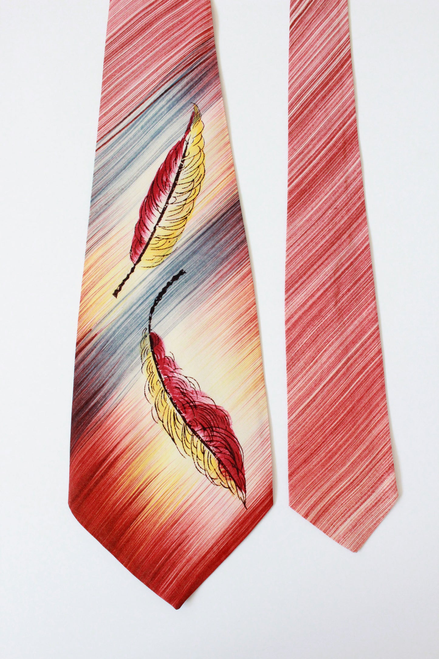 Vintage 1950s Hand Painted Nylon Floating Leaf Tie