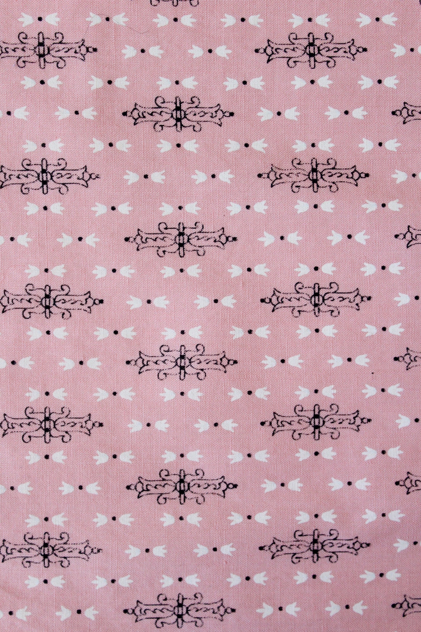 1950s Pink And Black Sewing Fabric With A Scattered Pattern, 4.5 Yards