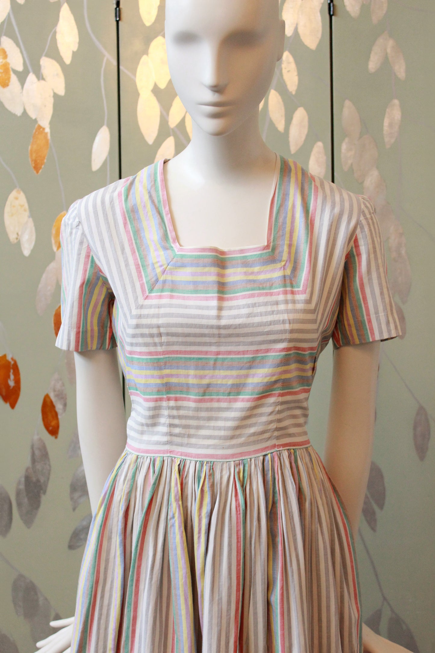1940s Grey And White With Multicoloured Stripes Short Sleeve Cotton Dress