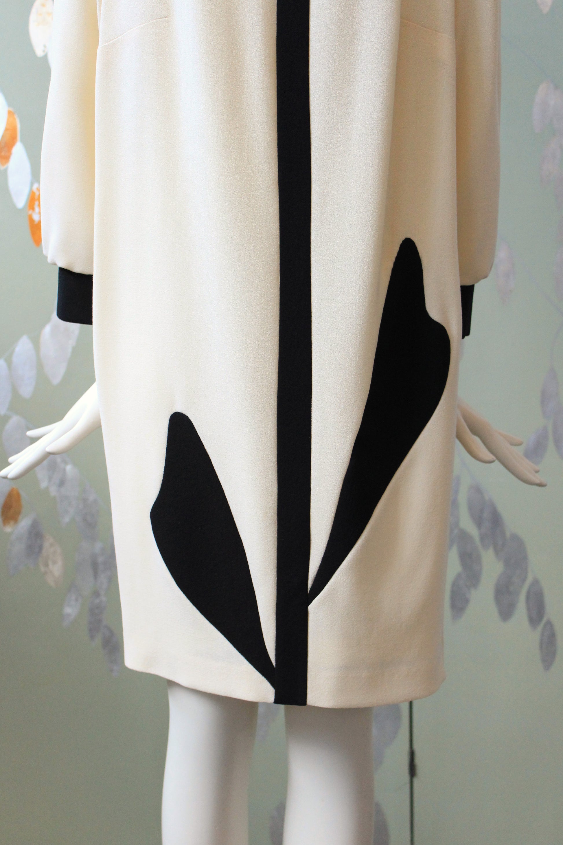 1980s Does 1960s Black And Cream Flower Shift Dress, Medium