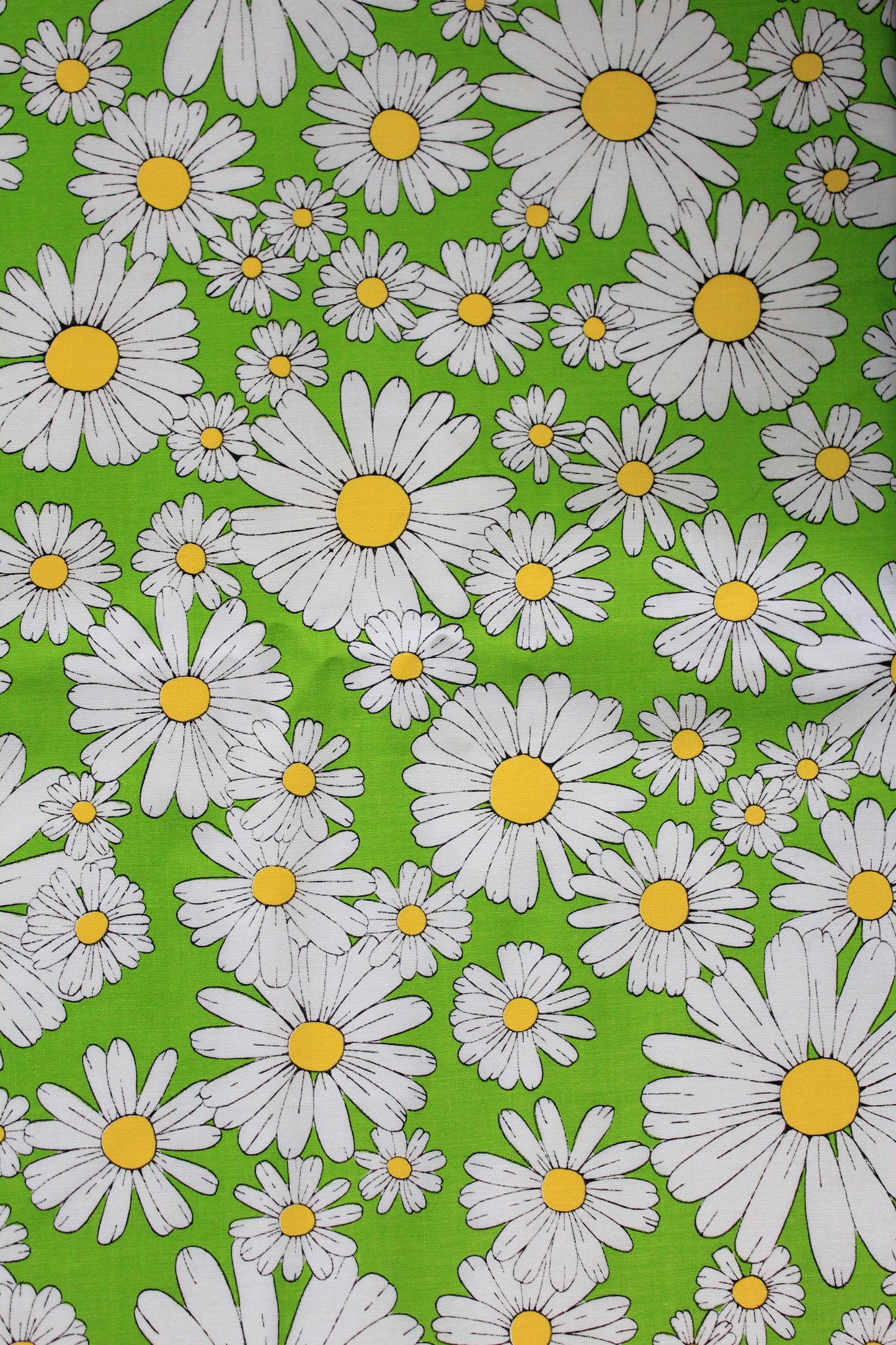 1960s Lime Green Cotton Sewing Fabric With Daisy Flowers , 3.8 Yards