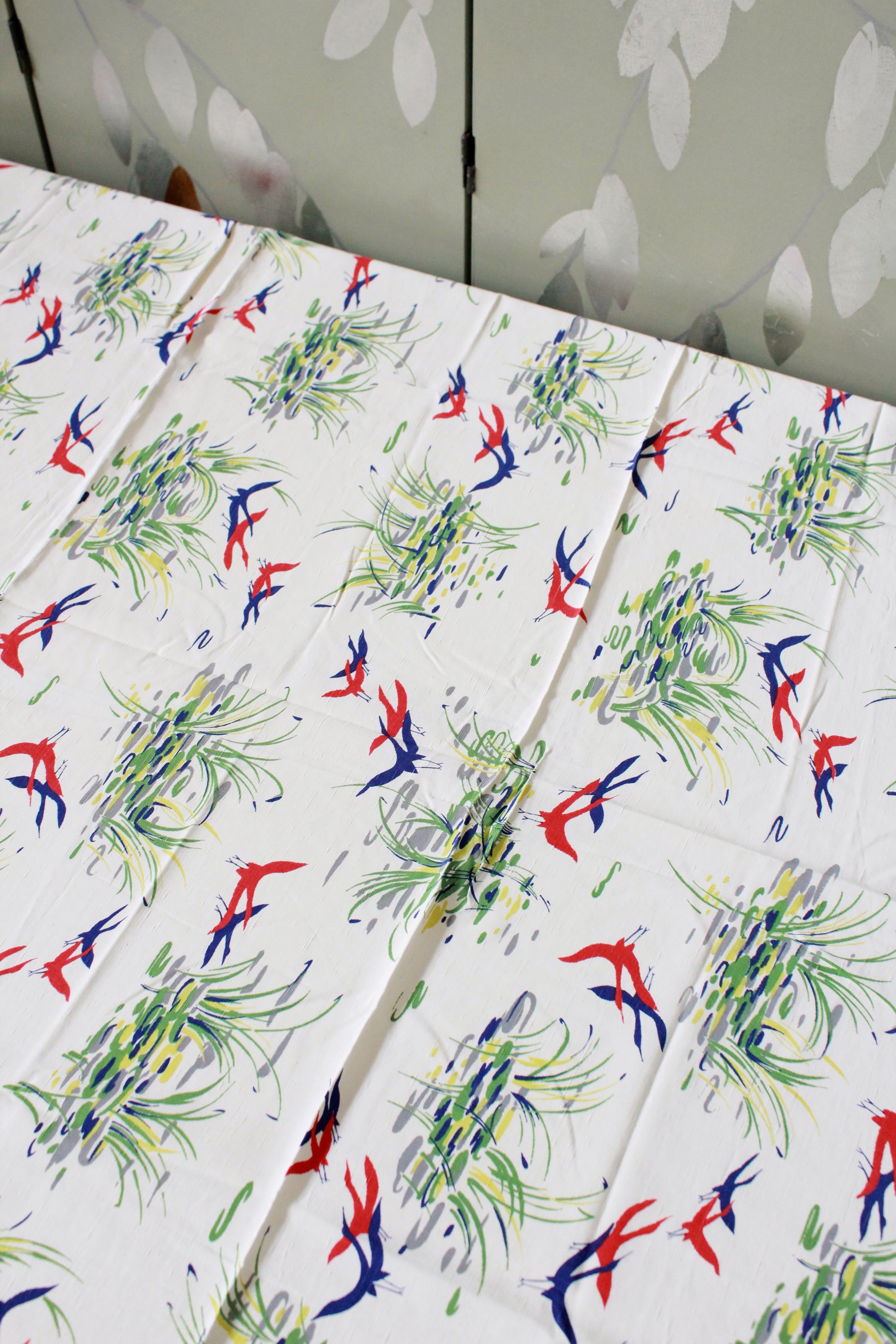 Vintage 1940s Rayon Novelty Print Fabric With Cranes On Pond, 1.5 Yards