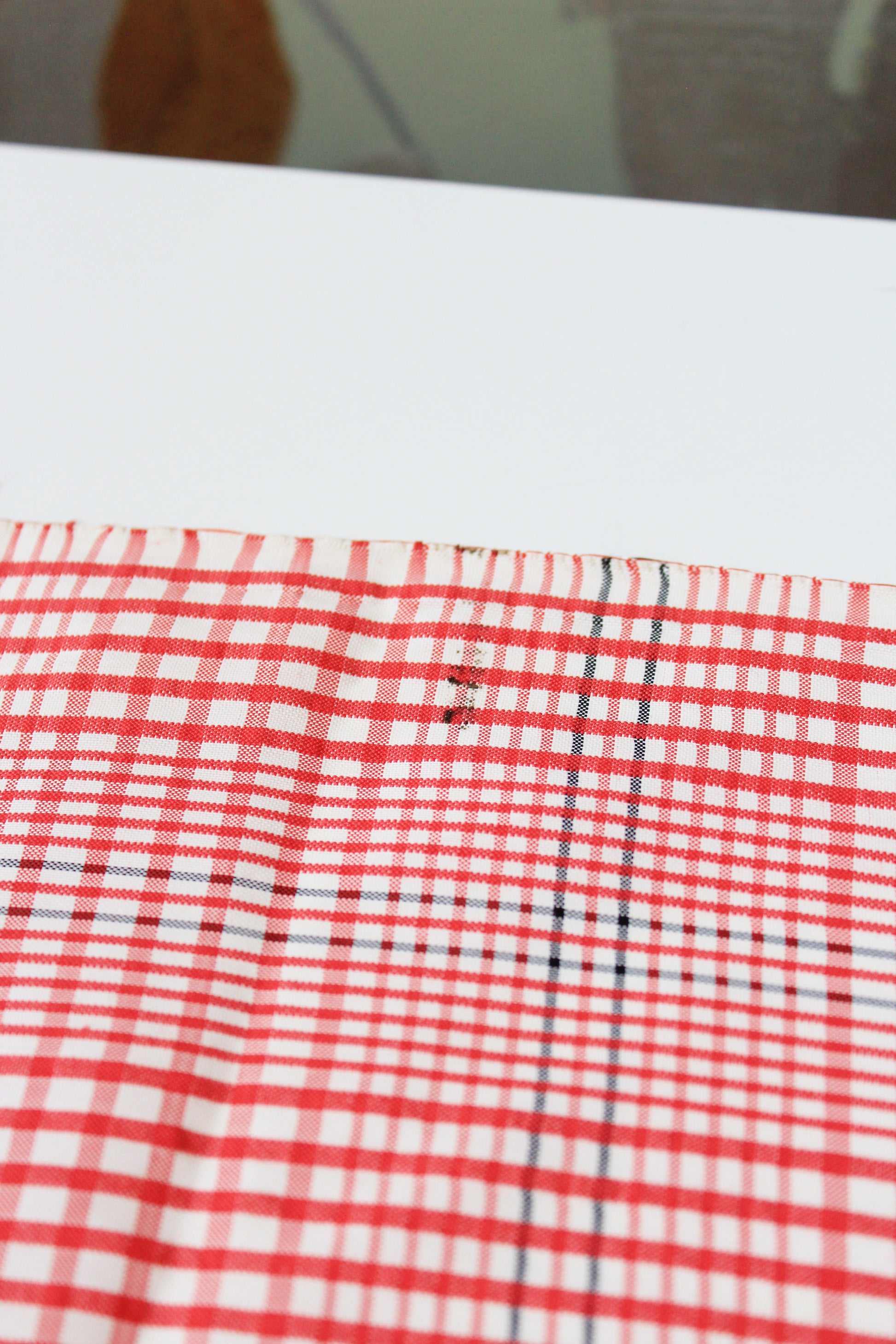 1950s Dark Pink And White Plaid Cotton Vintage Fabric, 4.1 Yards