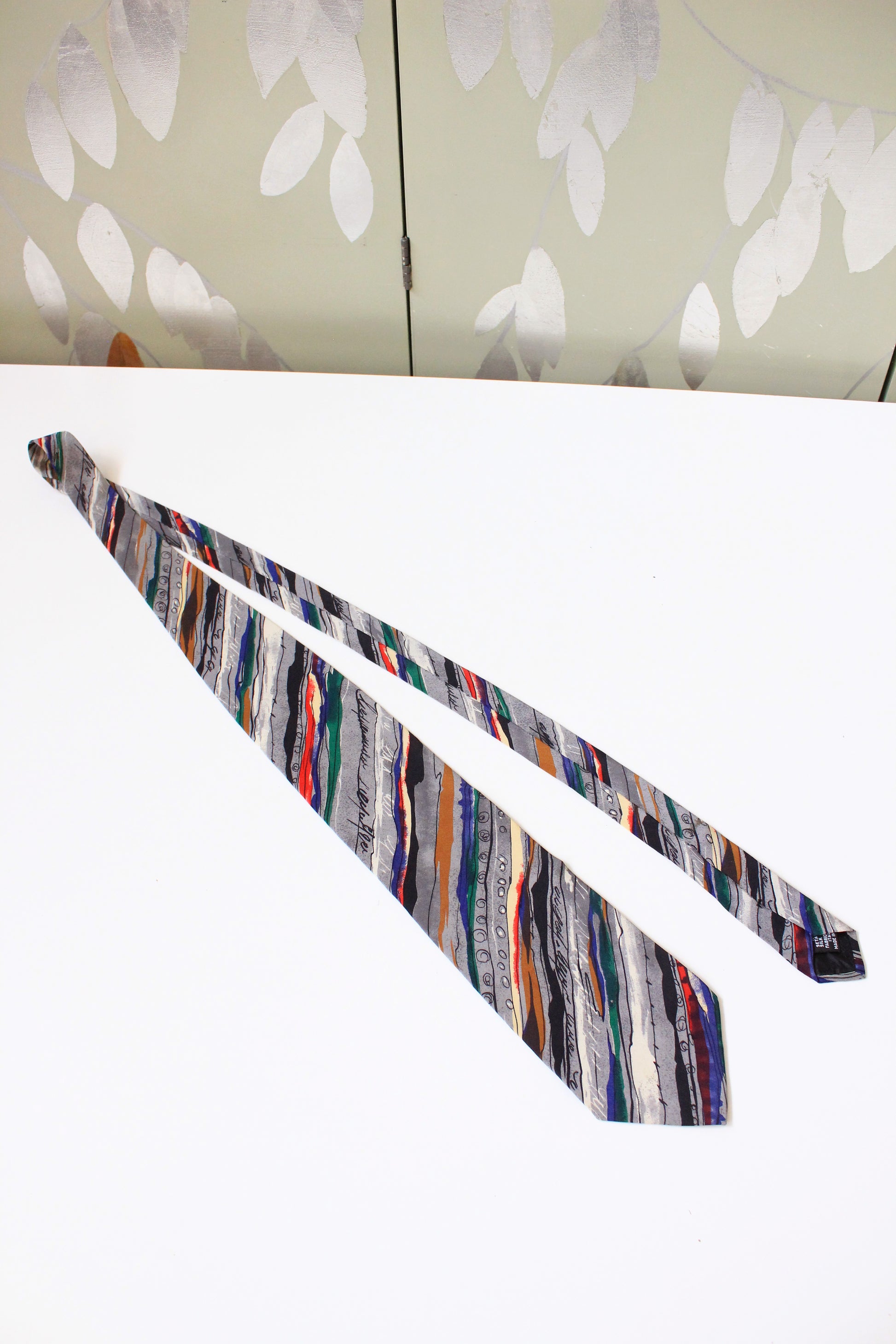 1990s Ungaro Multicoloured Organic Stripe Silk Designer tie