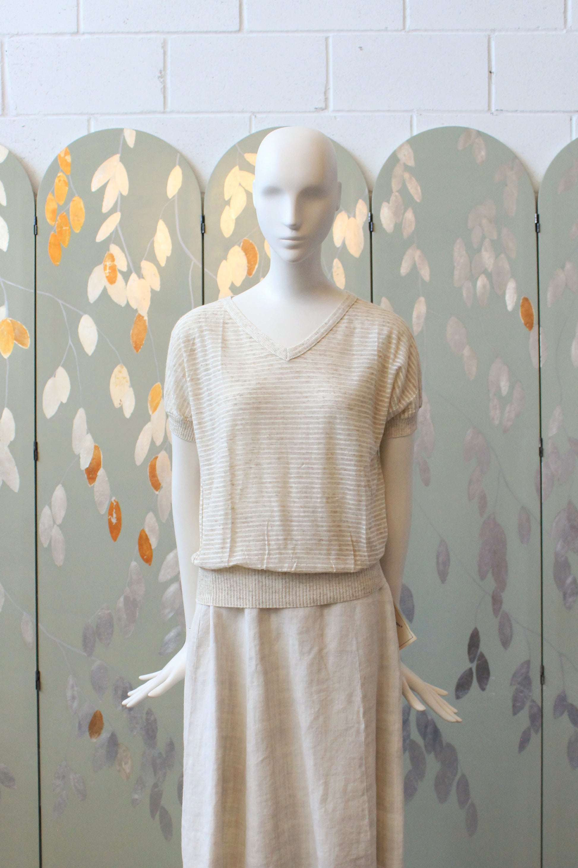 1980s Cream And White  Deadstock Short Sleeve Knit Top With Pin stripes, Medium