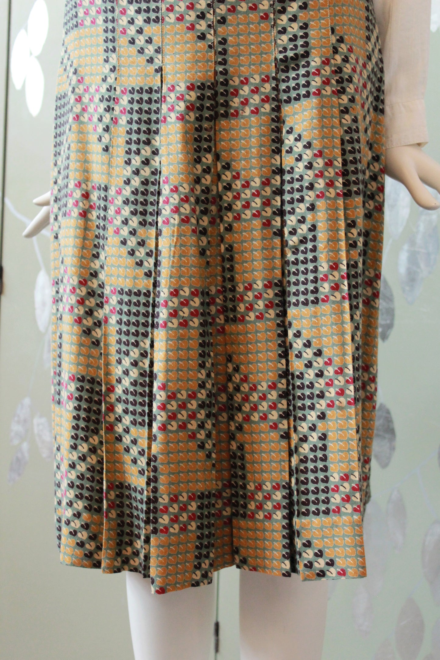 1970s Franck Olivier Pleated Leaf Print Skirt, Small