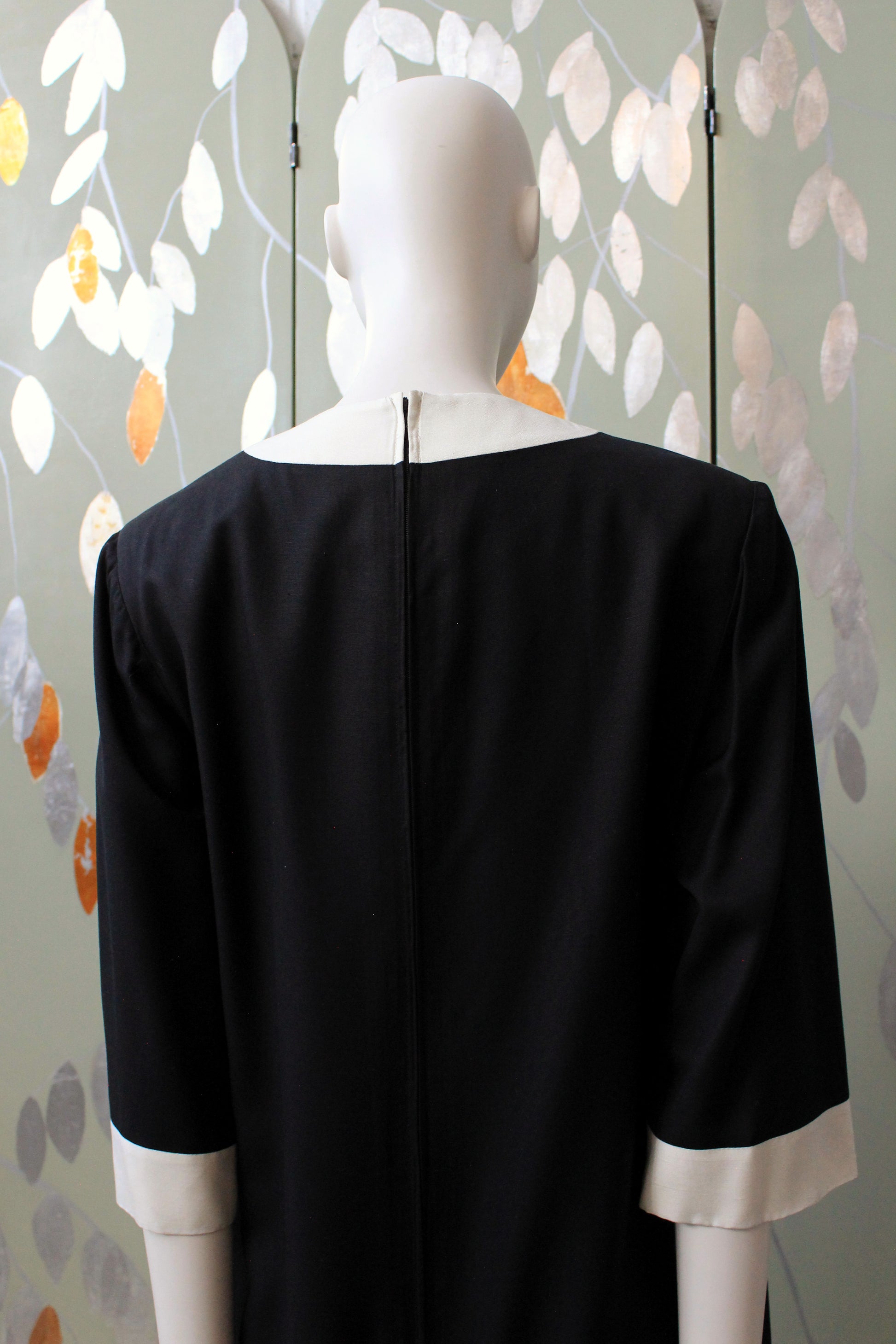 1980s Black and White Graphic Square And Circle Shift Dress, Medium