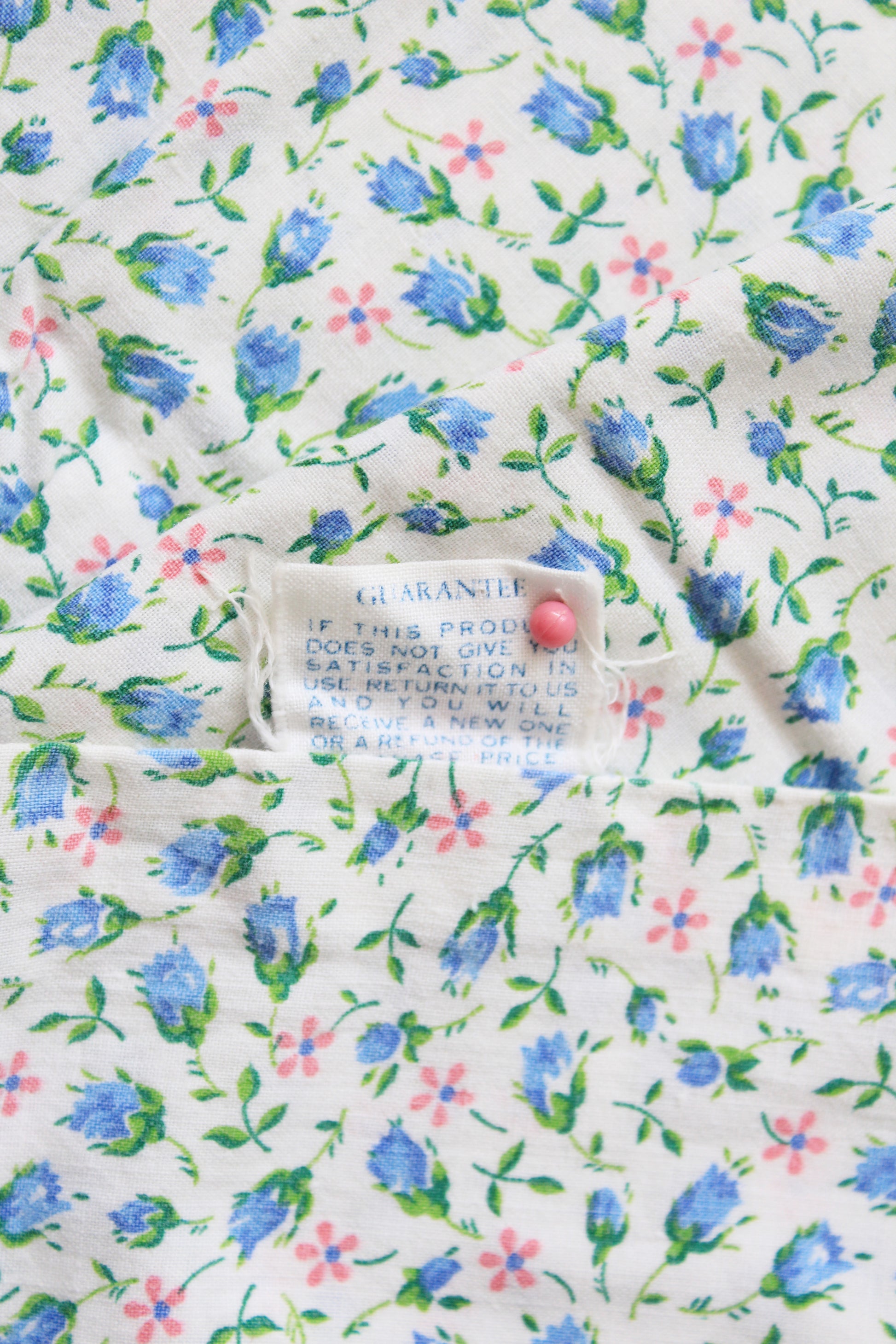 1950s White Pink/Blue Tulip Cotton Duvet Cover Sewing Fabric, Twin Bed, 4.6 yards