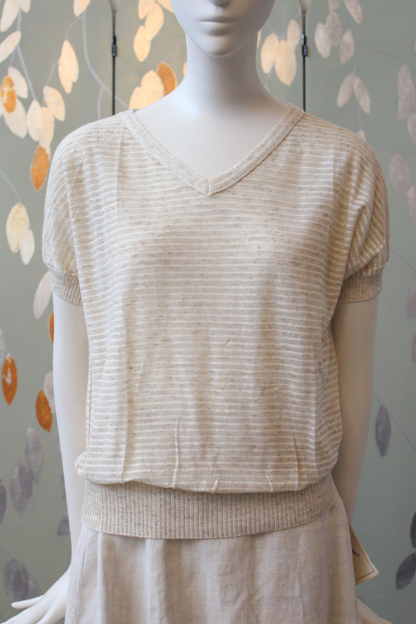 1980s Cream And White  Deadstock Short Sleeve Knit Top With Pin stripes, Medium