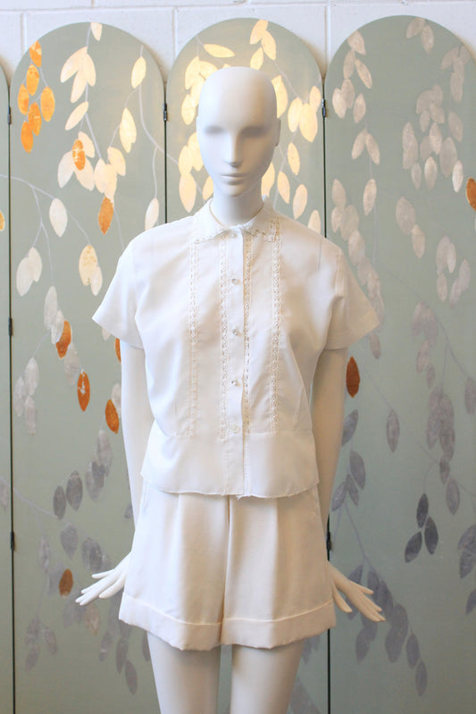 Vintage 1950s White Nylon Short Sleeve Blouse With Crochet Trim, M