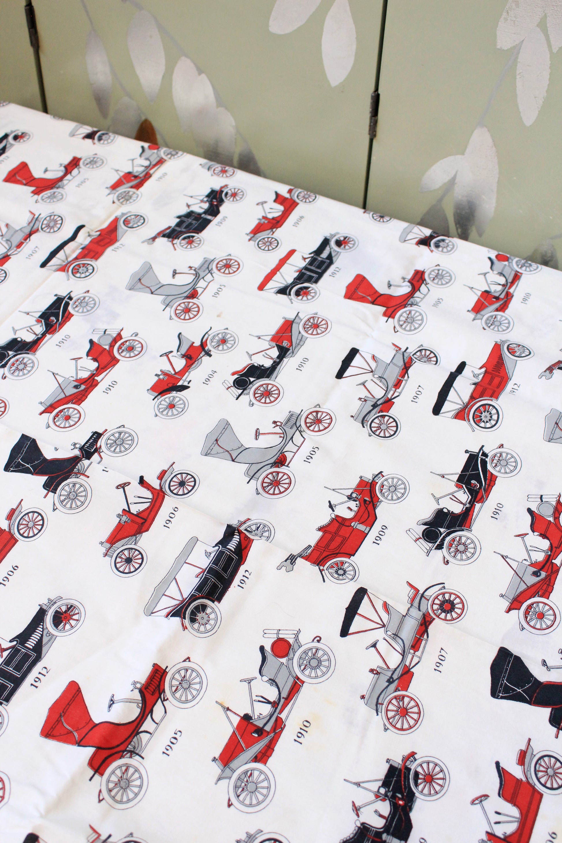 1950s/60s Novelty Antique Car Cotton Sewing Fabric In Red/Black/White, 4 Yards