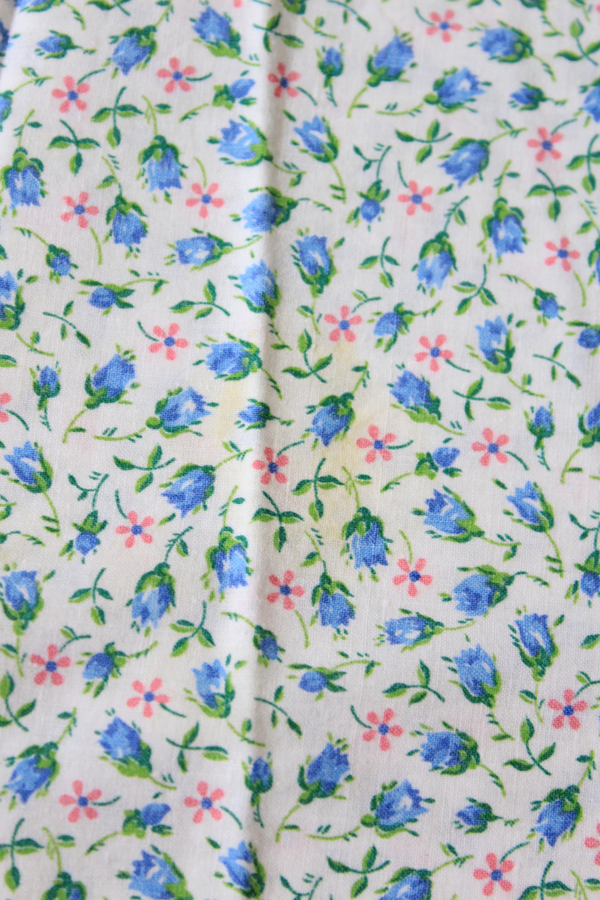 1950s White Pink/Blue Tulip Cotton Duvet Cover Sewing Fabric, Twin Bed, 4.6 yards