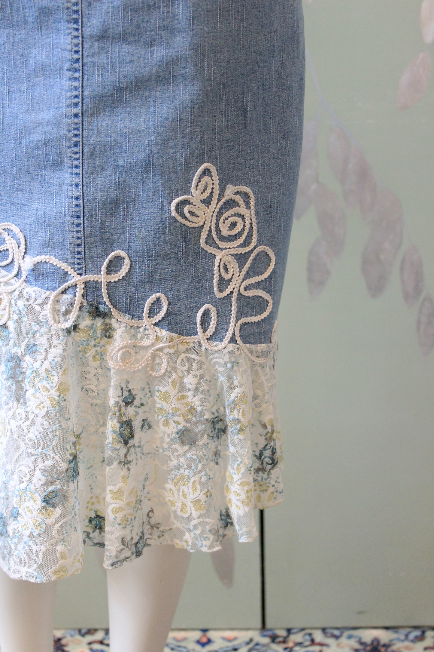 Early 2000s Denim and White Lace Skirt Matching Set, Medium 