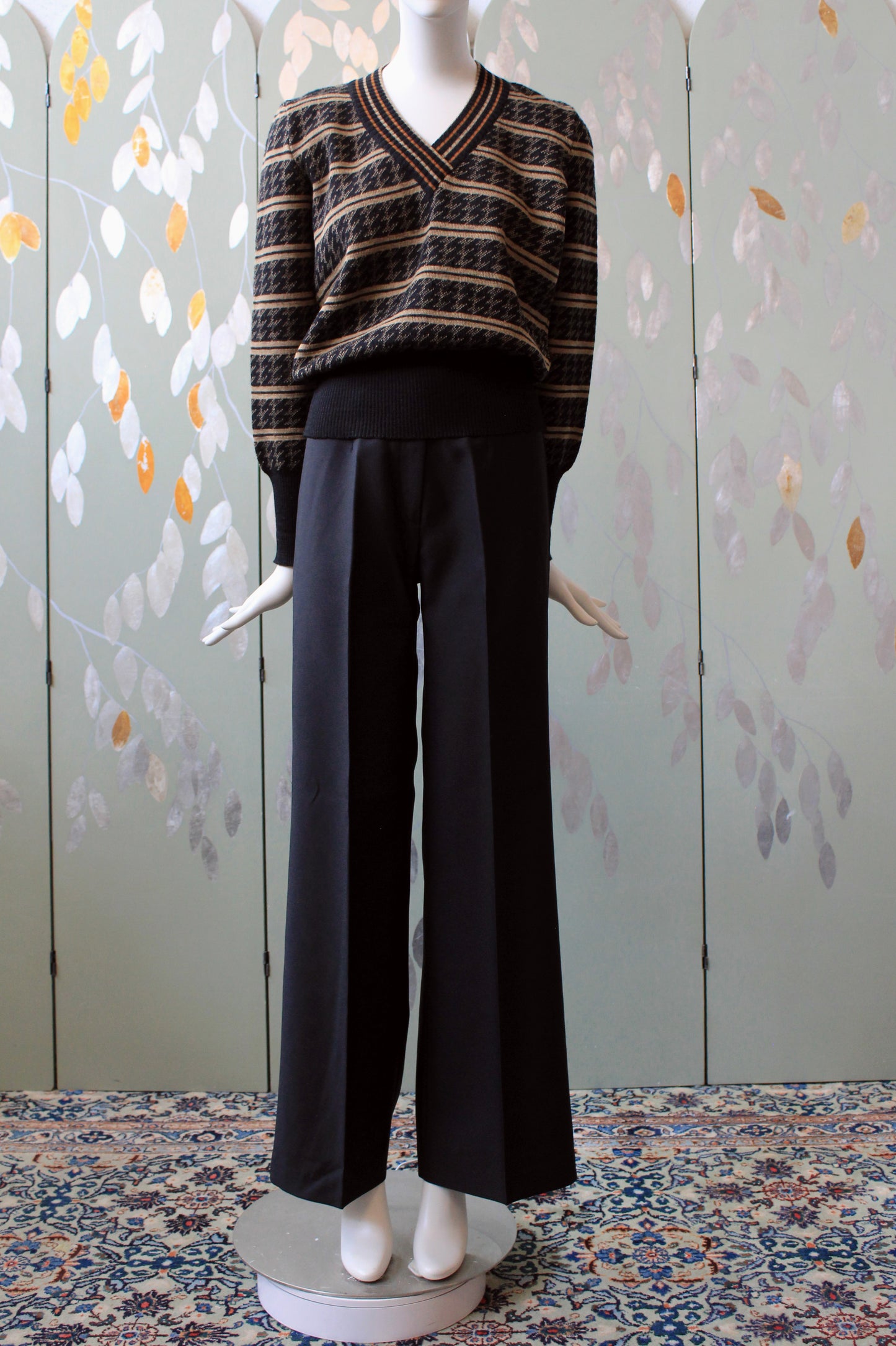 1970s Classic Black Wide Leg Flare Pants, XS