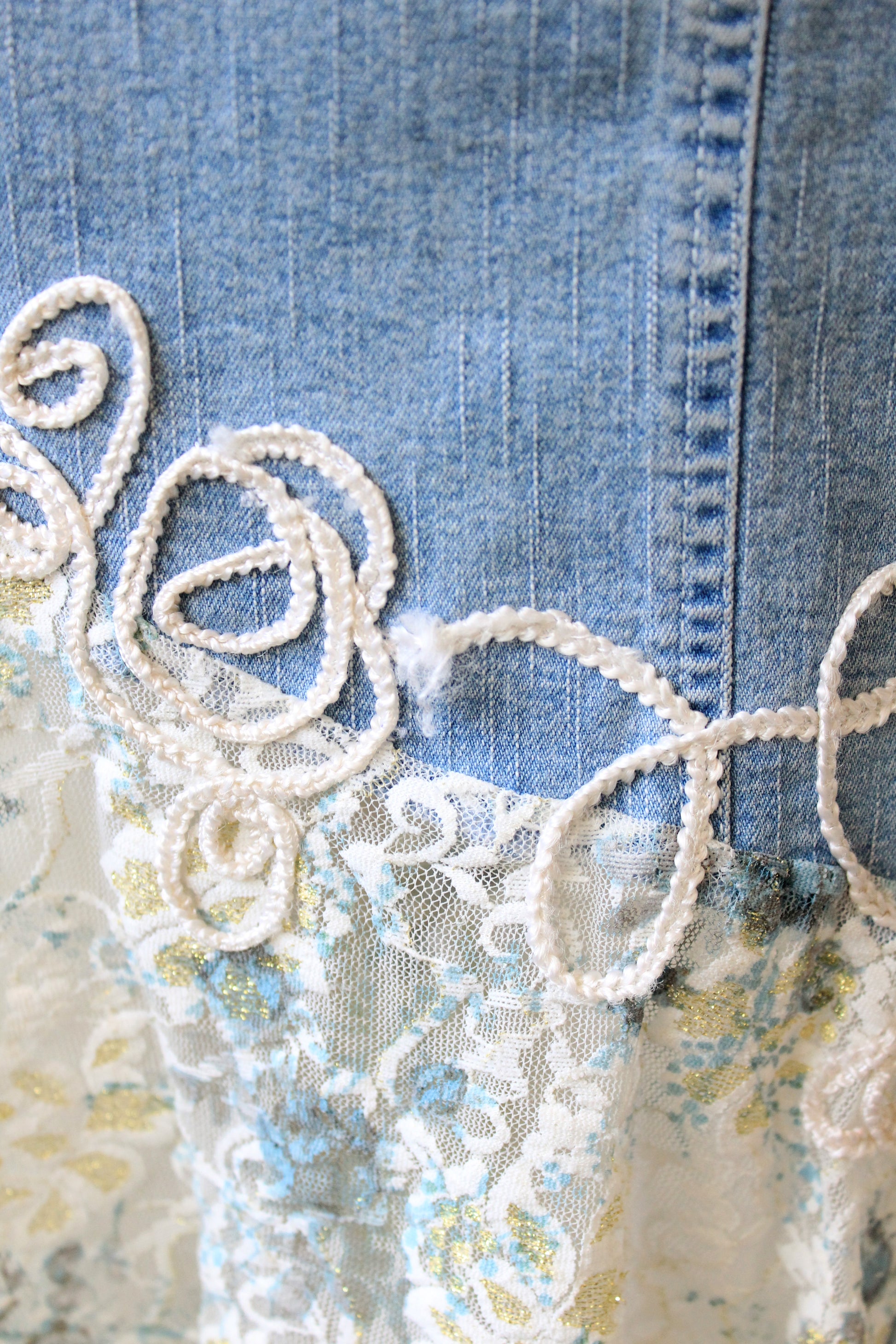 Early 2000s Denim and White Lace Skirt Matching Set, Medium 