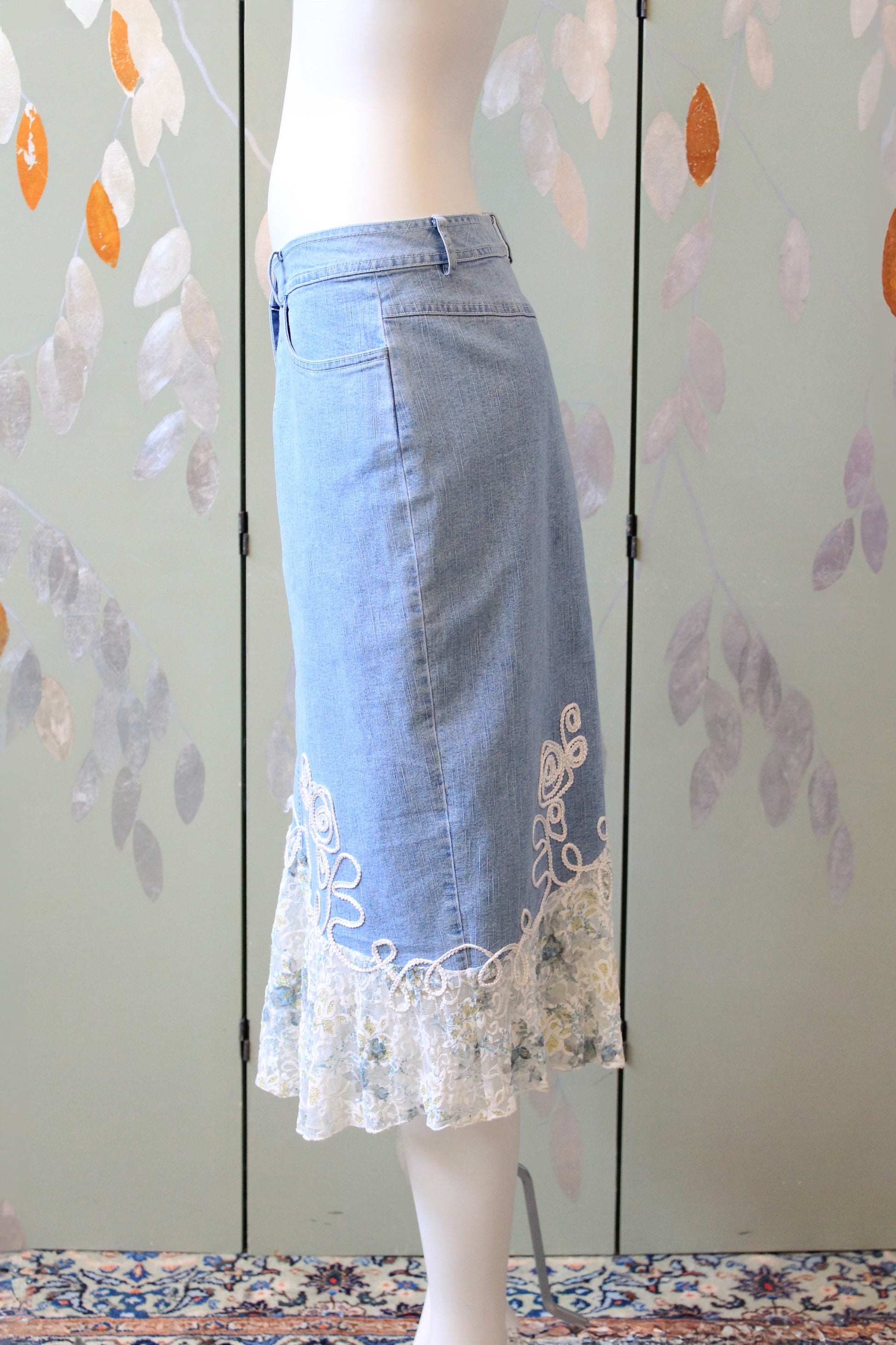 Early 2000s Denim and White Lace Skirt Matching Set, Medium 