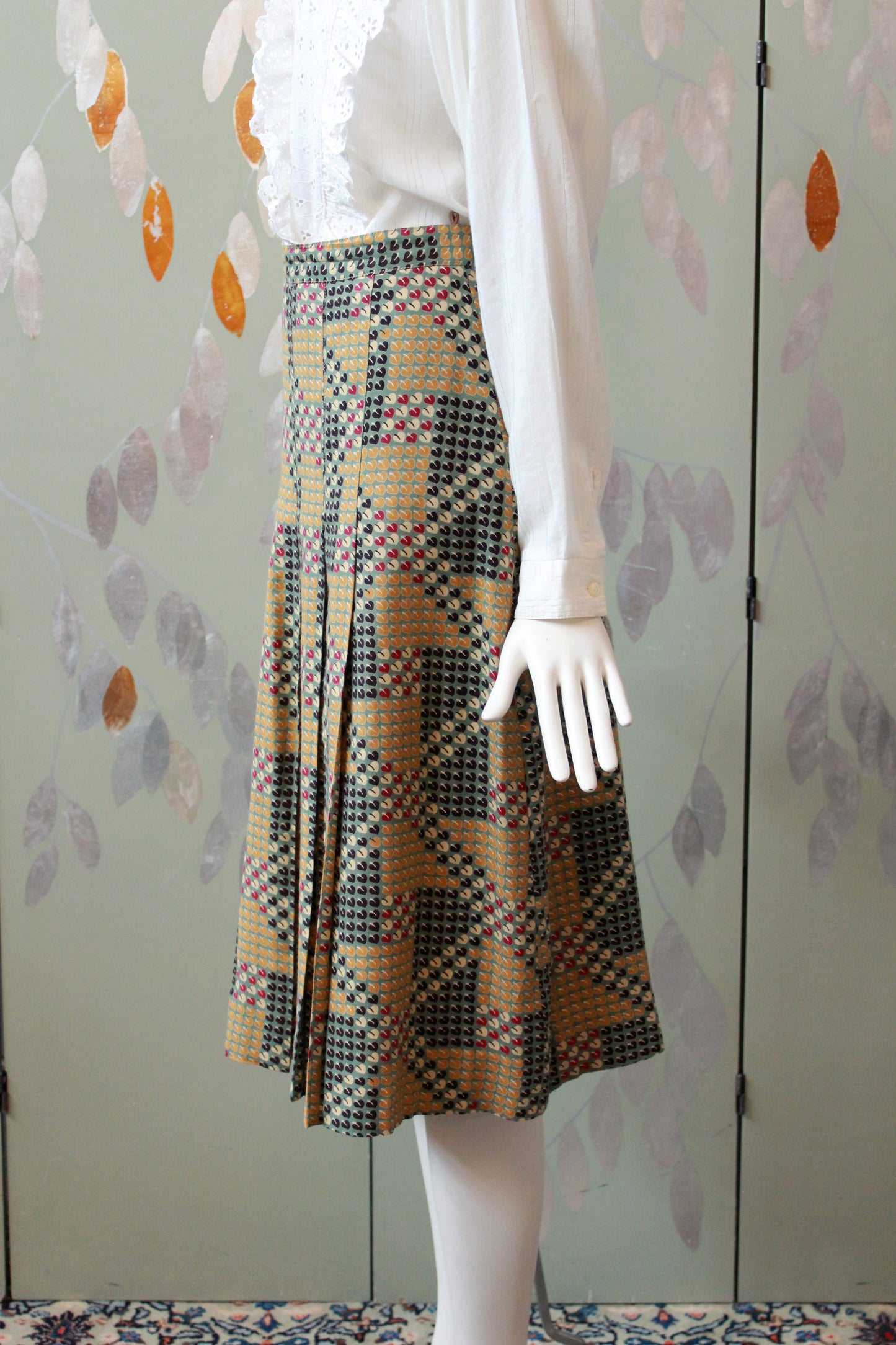 1970s Franck Olivier Pleated Leaf Print Skirt, Small