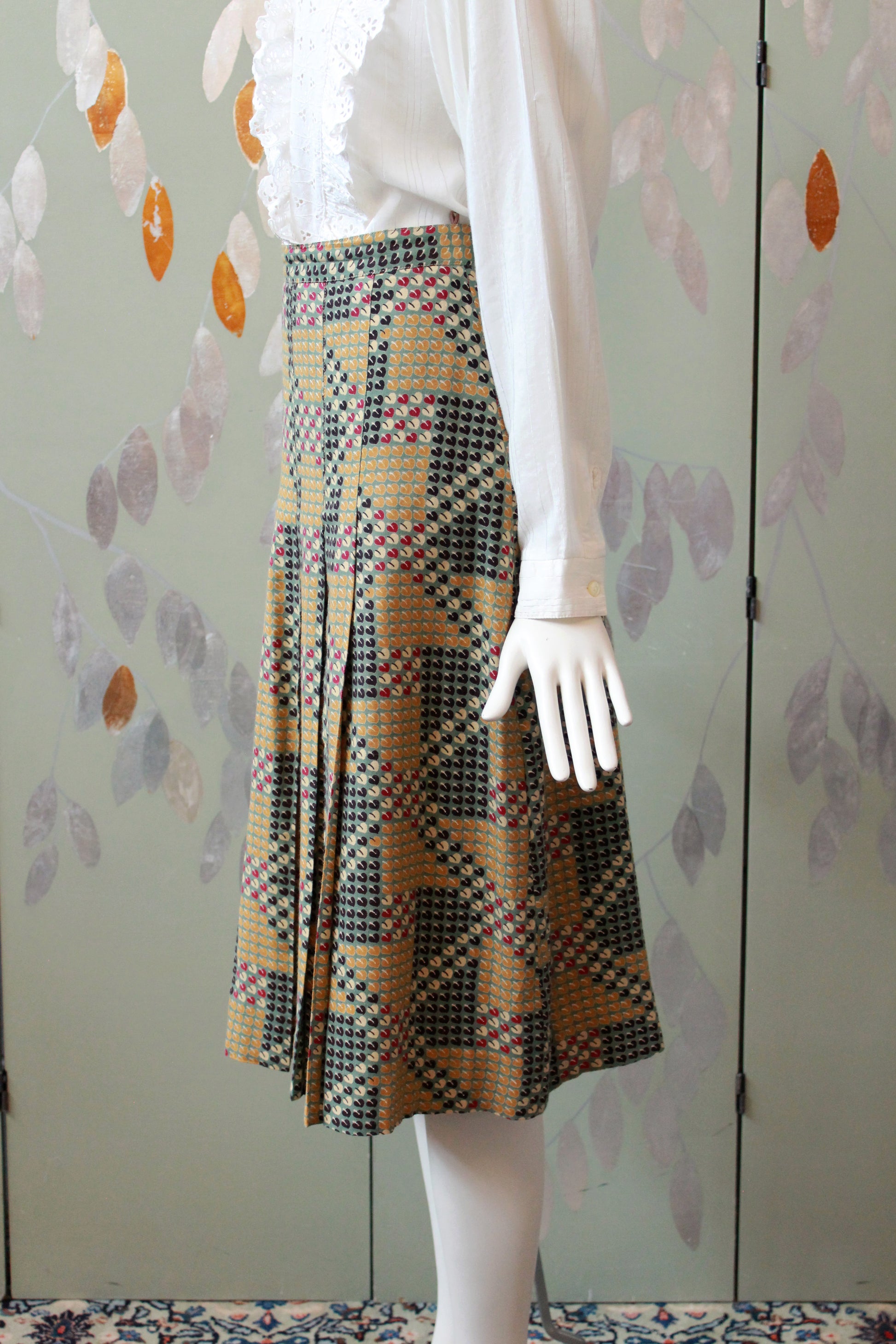 1970s Franck Olivier Pleated Leaf Print Skirt, Small