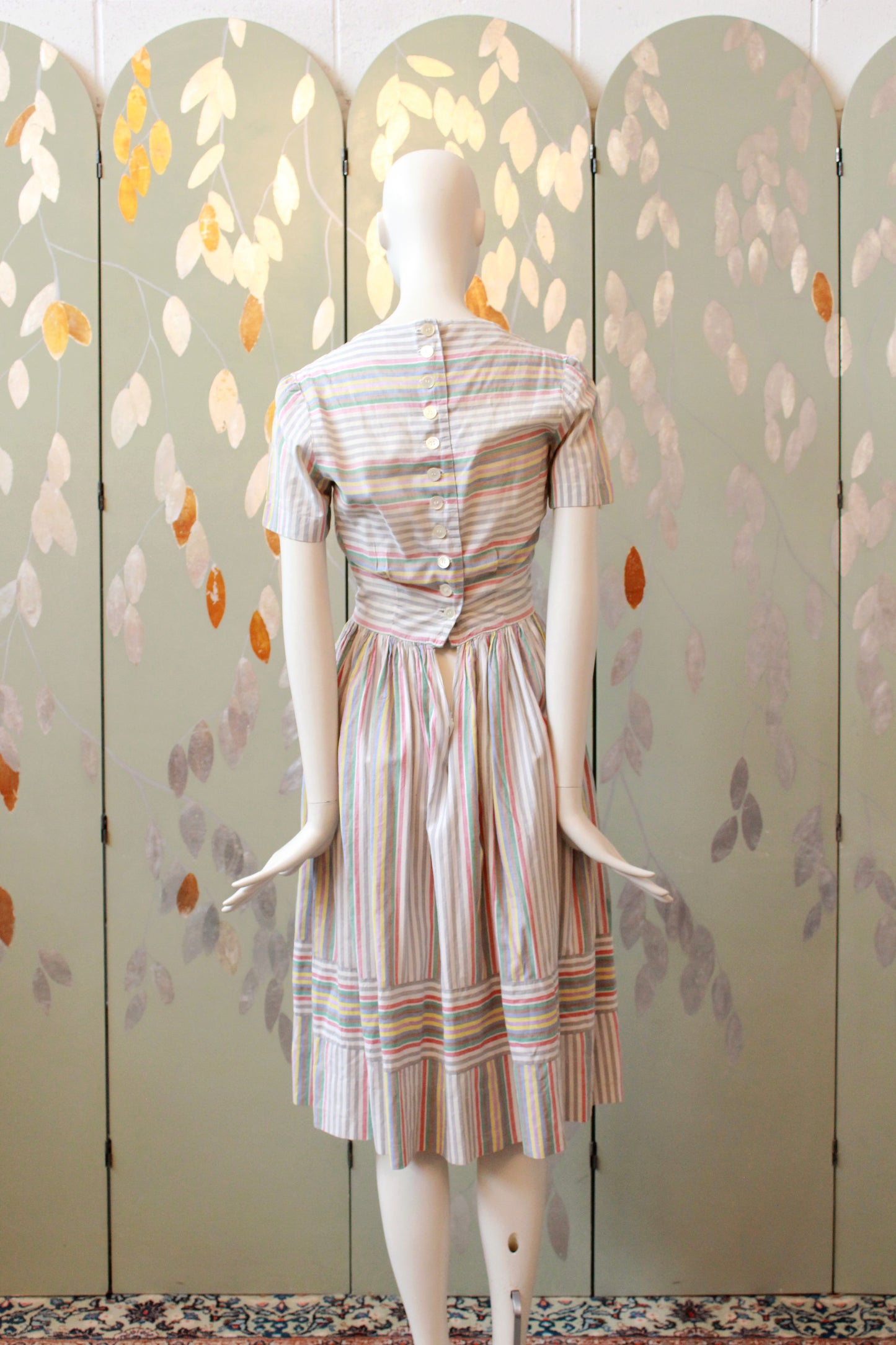 1940s Grey And White With Multicoloured Stripes Short Sleeve Cotton Dress