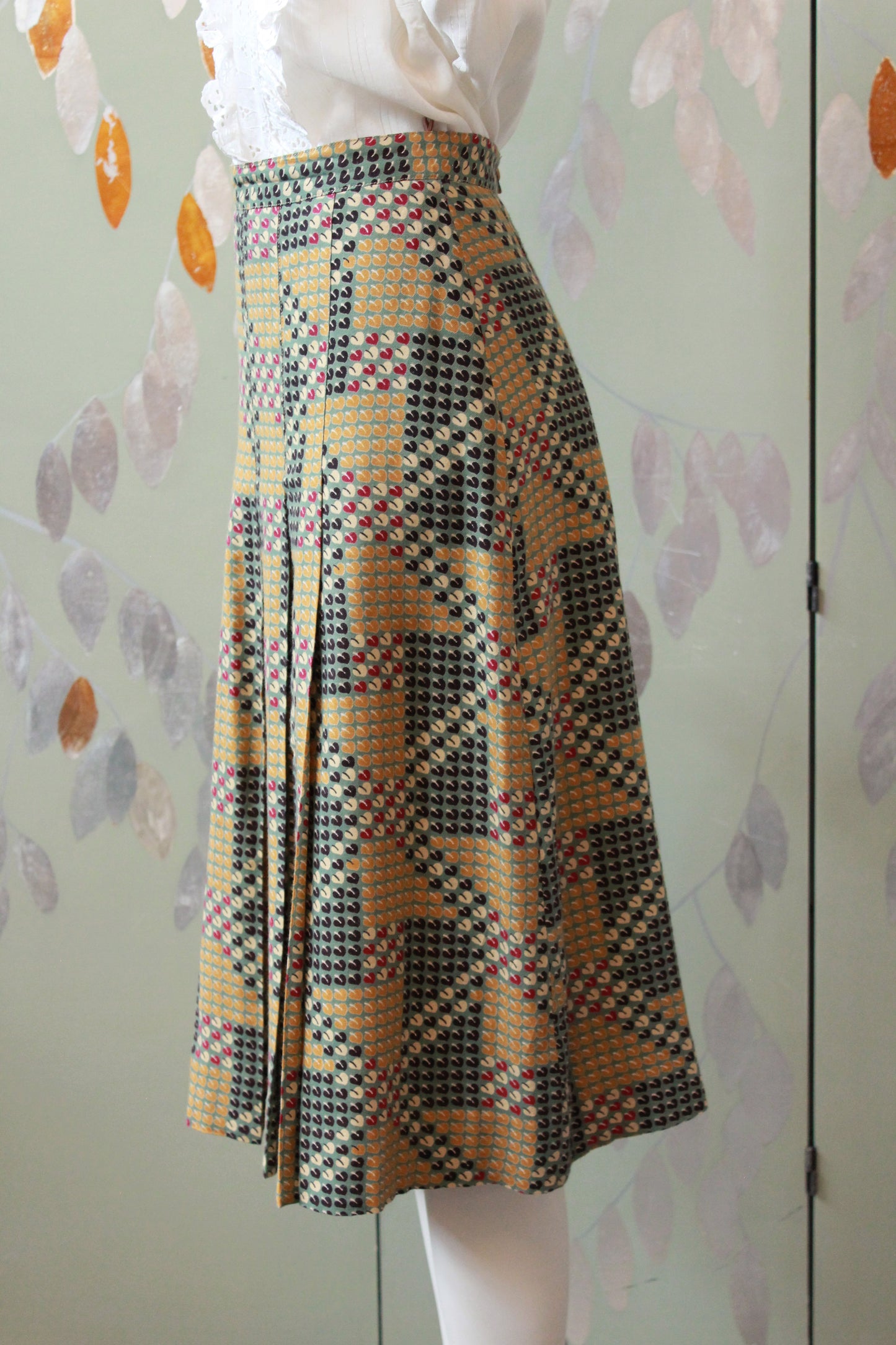 1970s Franck Olivier Pleated Leaf Print Skirt, Small