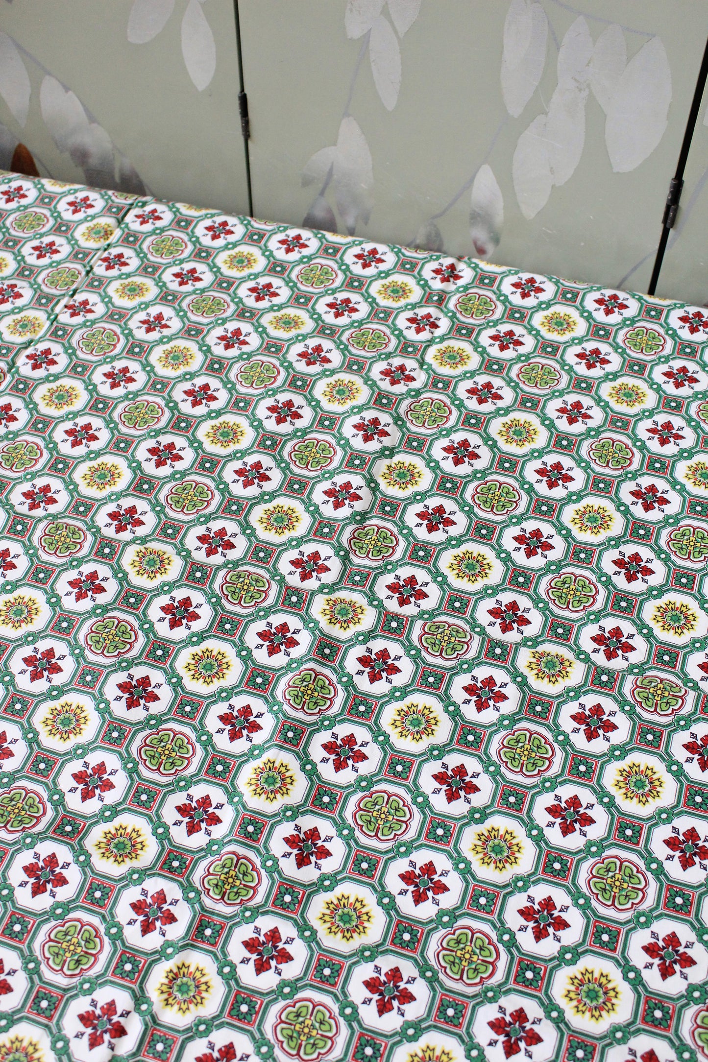 1960s Green and Red Tile Medallion Cotton Sewing Fabric, 1.1 yards