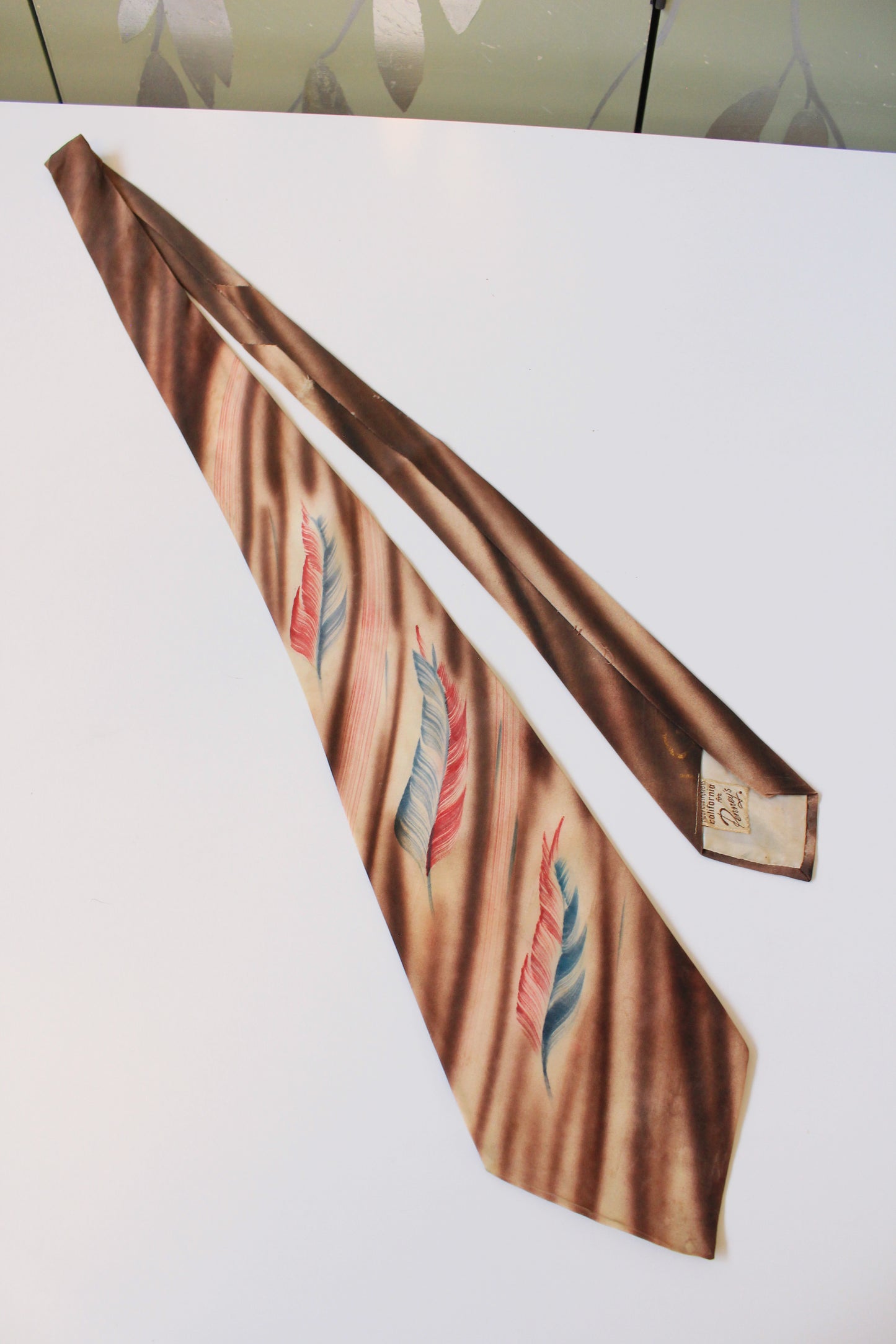 Vintage 1950s Brown/Burgundy/Blue Leaf Hand-Painted Tie