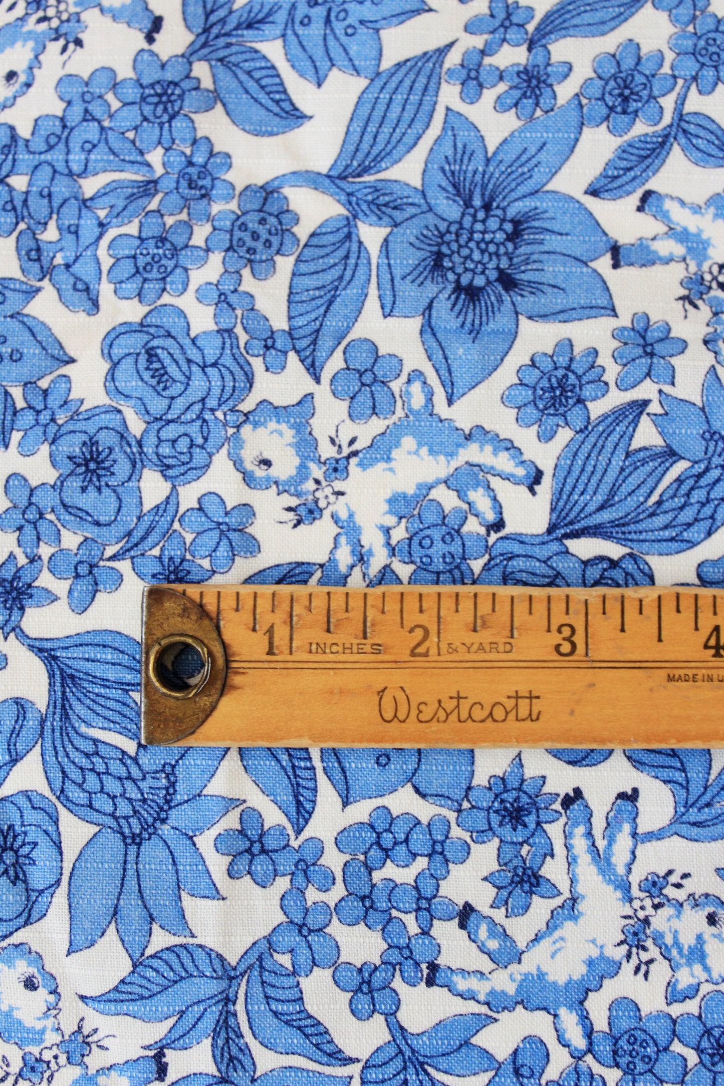 1940s Blue And White Floral Feedsack With Hidden lambs, Vintage Summer Sewing/Quilting Fabric