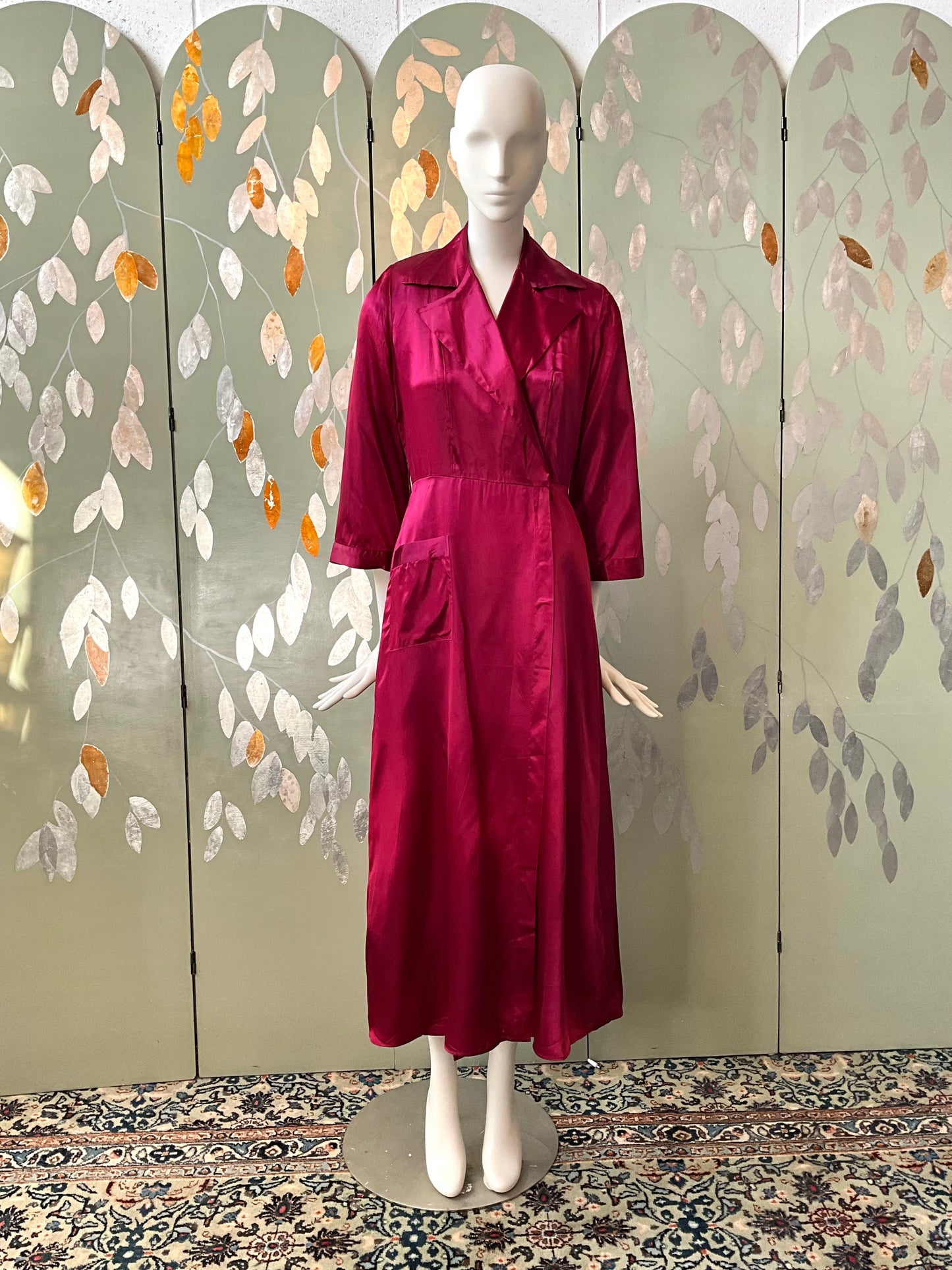 Vintage 1940s Burgundy Satin Pyjamas and Robe, XS or Junior