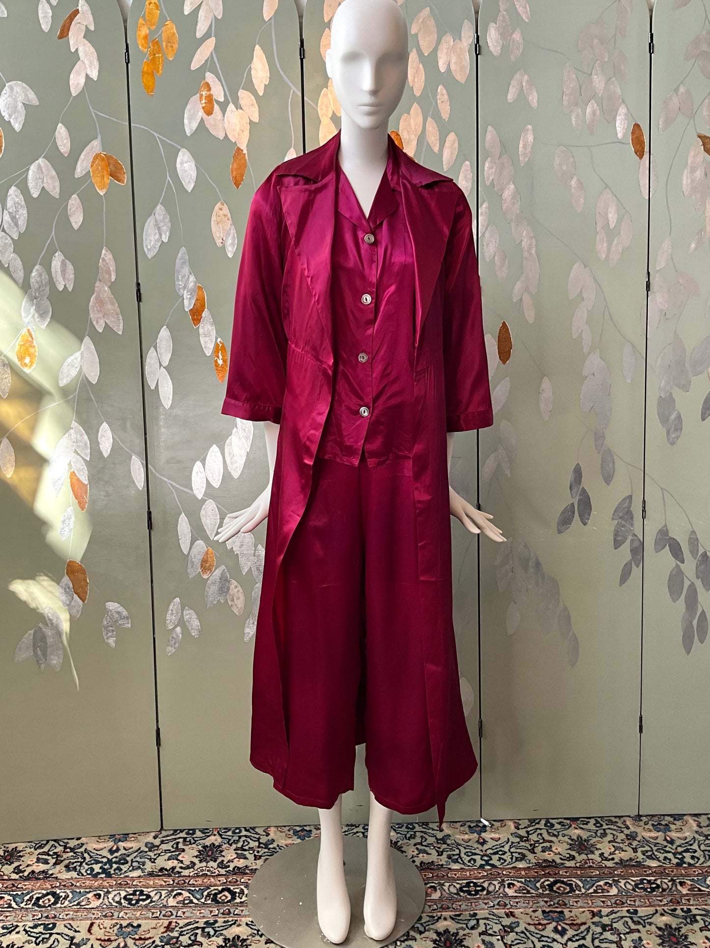 Vintage 1940s Burgundy Satin Pyjamas and Robe, XS or Junior