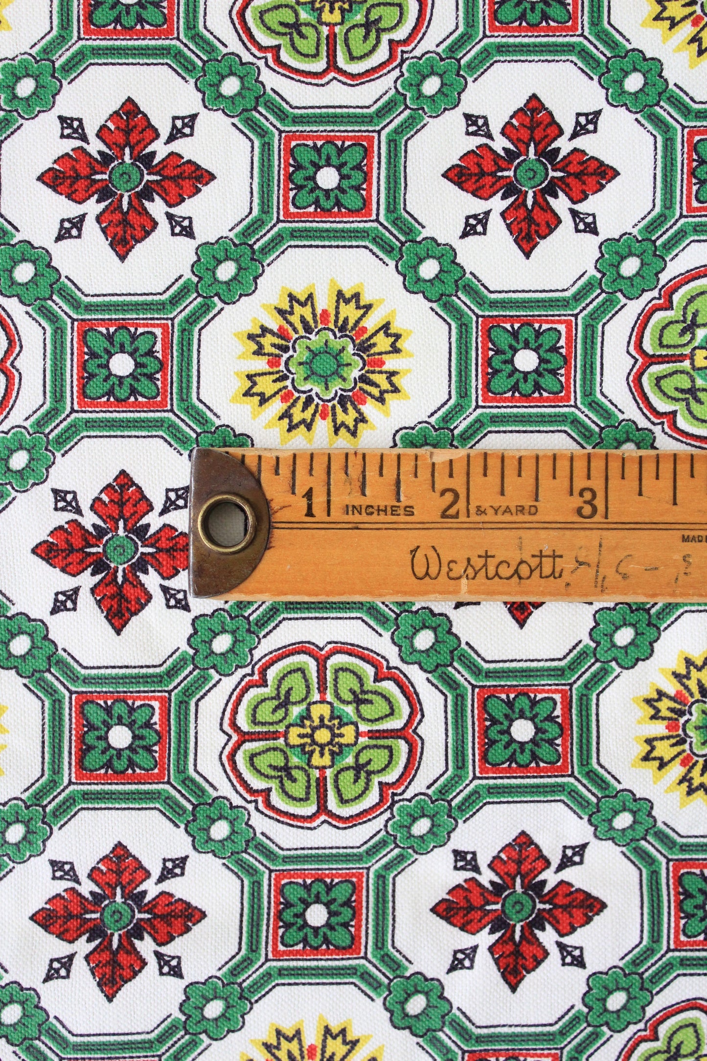 1960s Green and Red Tile Medallion Cotton Sewing Fabric, 1.1 yards