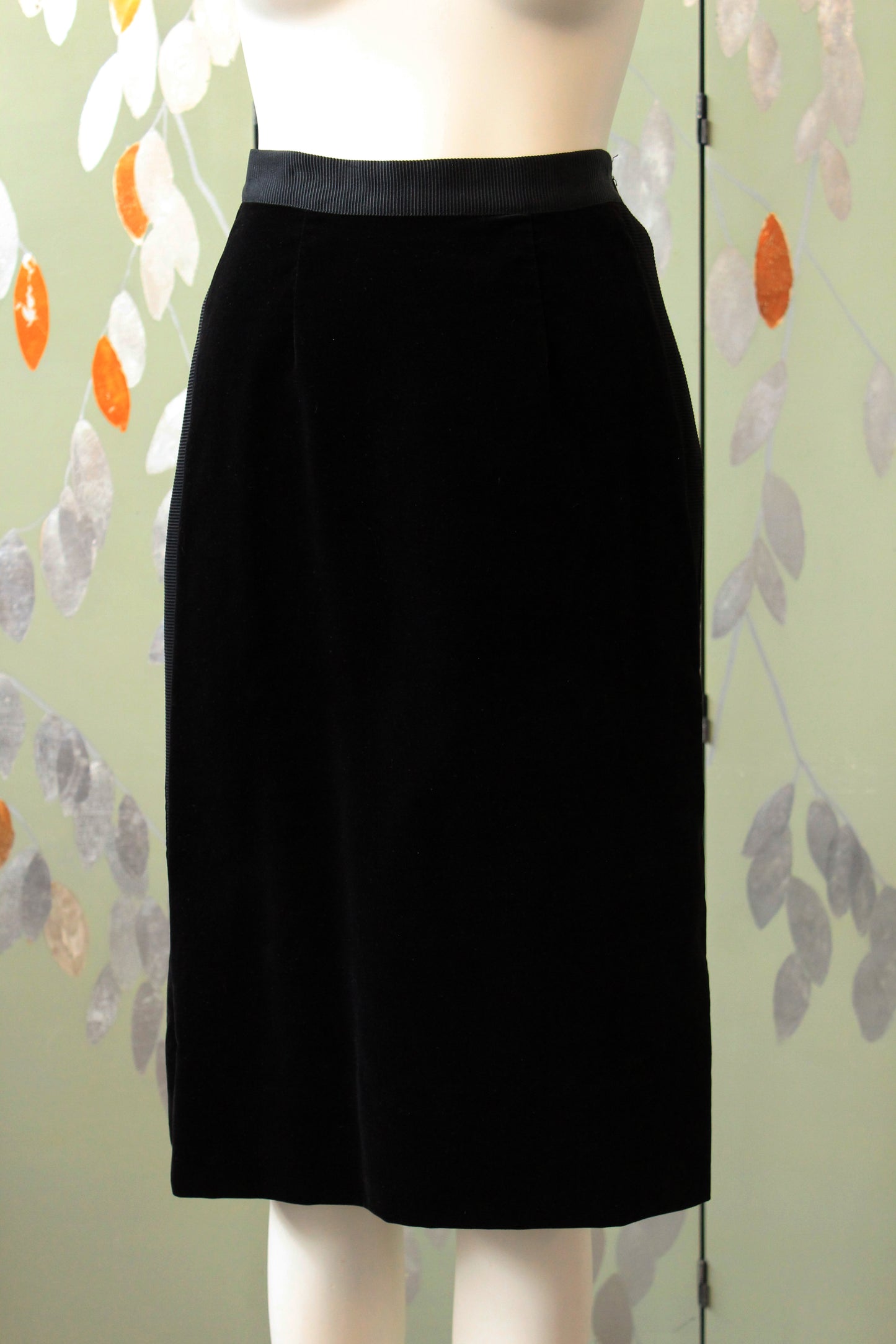 Vintage 1950s Black Velveteen Vest And Skirt Suit Set, XS