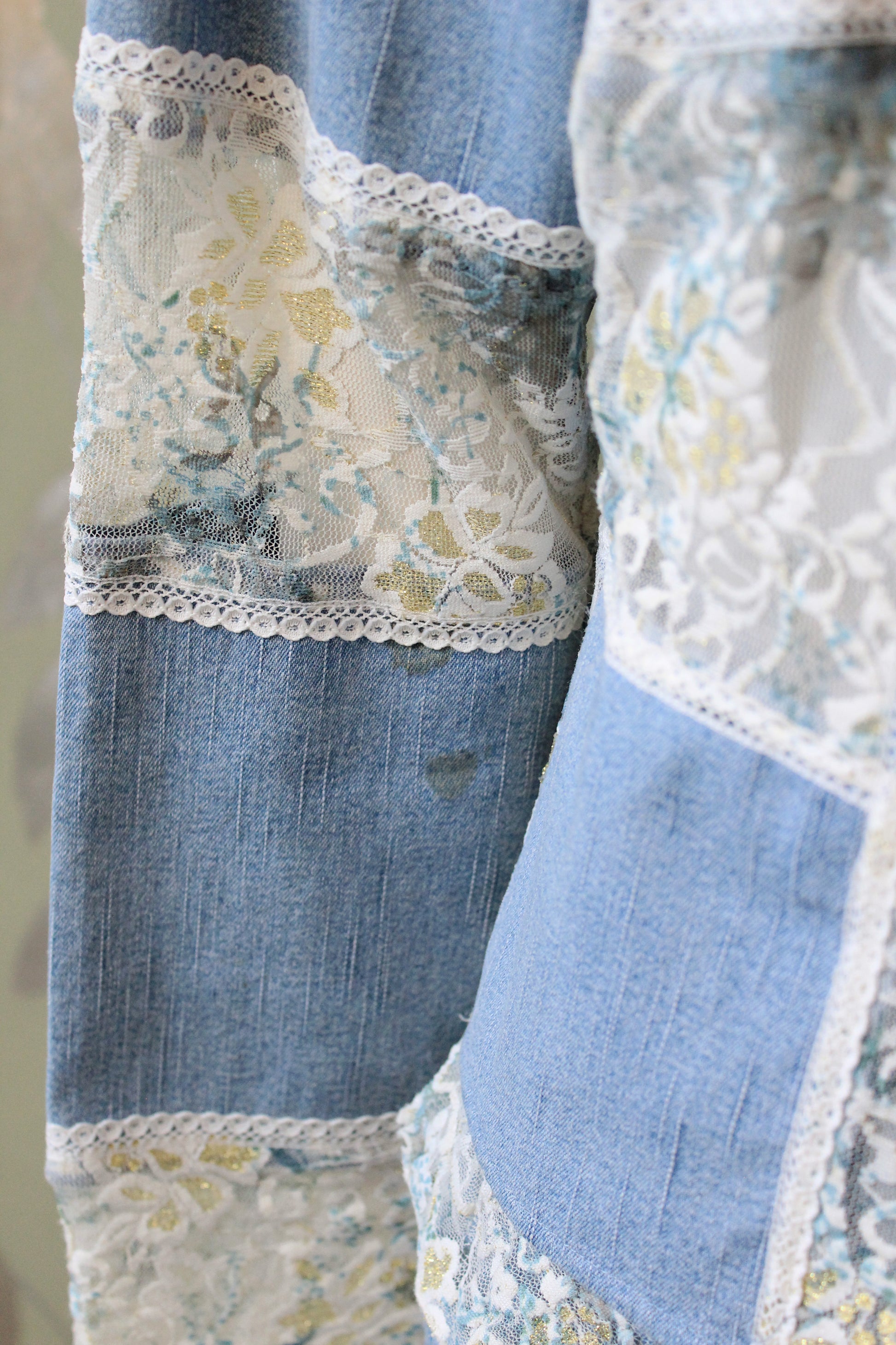 Early 2000s Denim and White Lace Skirt Matching Set, Medium 