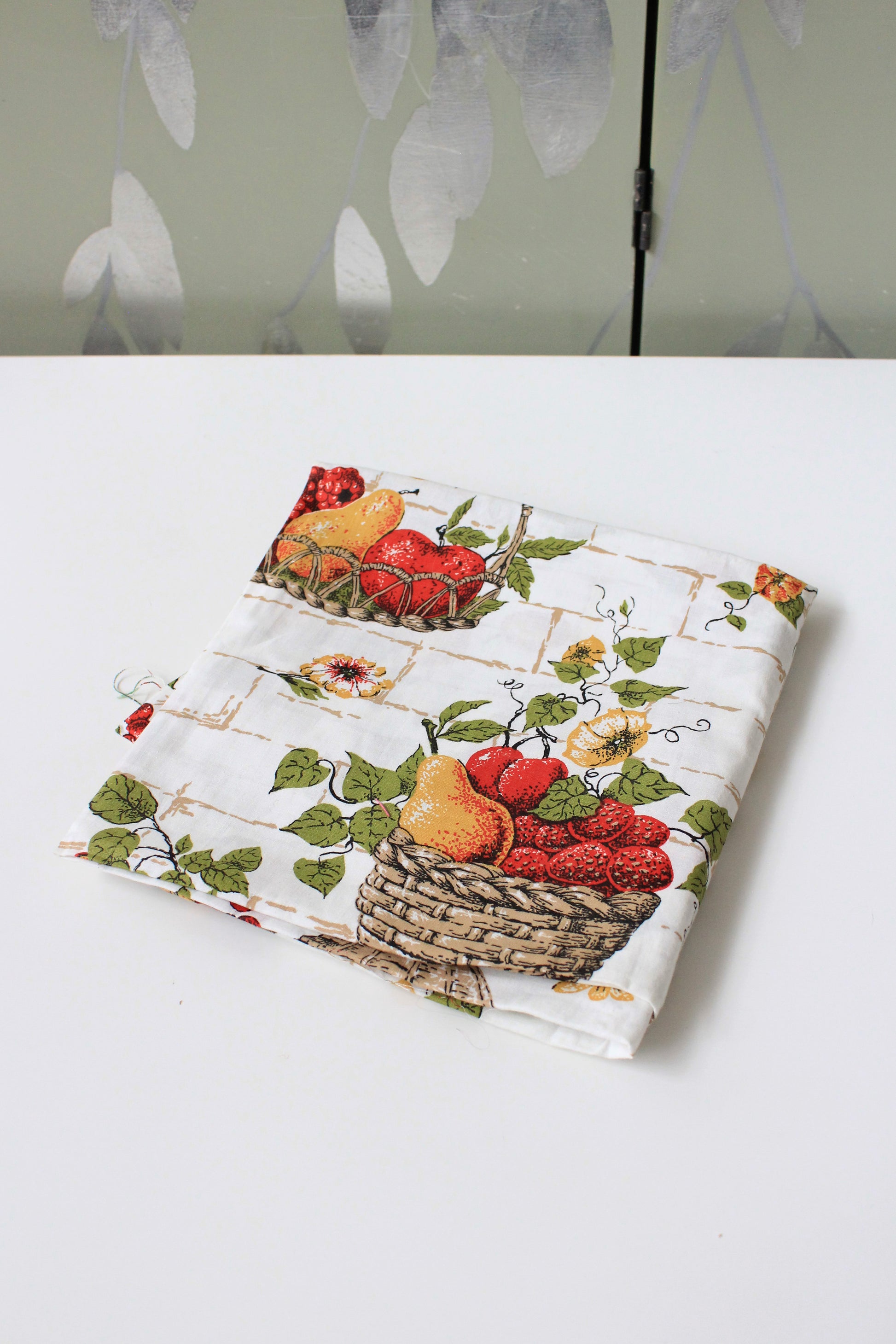 1960s White, Red and Brown Fruit Basket Cotton Sewing Fabric, 2 Yards