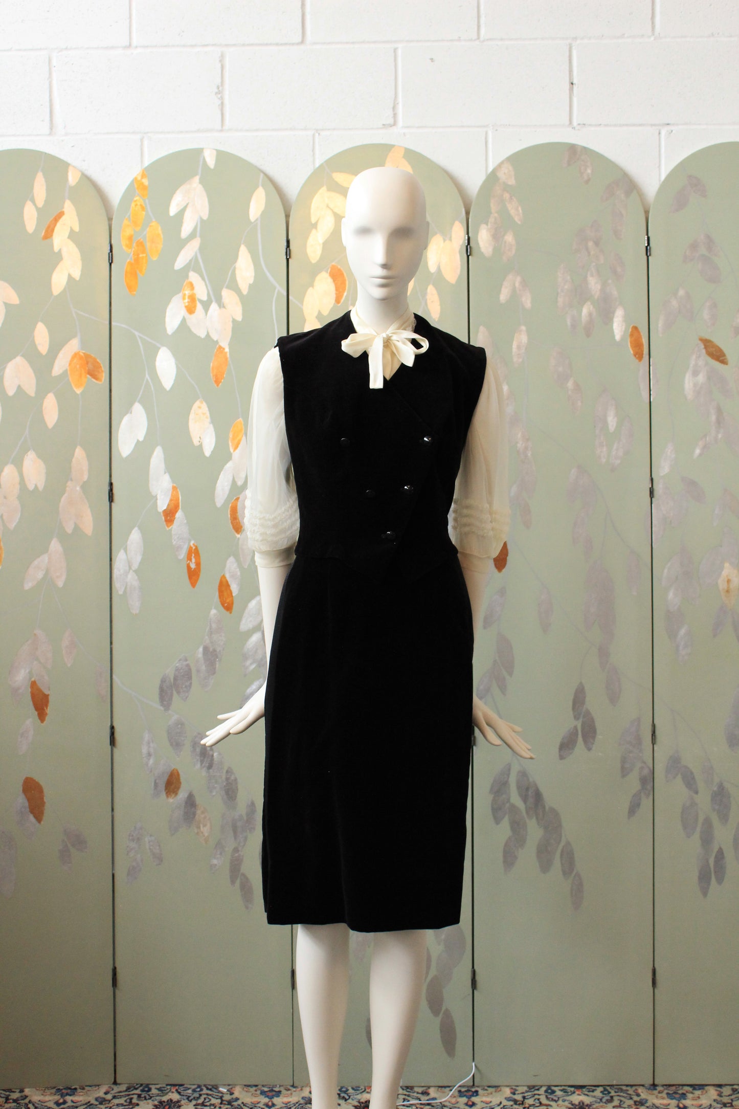 Vintage 1950s Black Velveteen Vest And Skirt Suit Set, XS