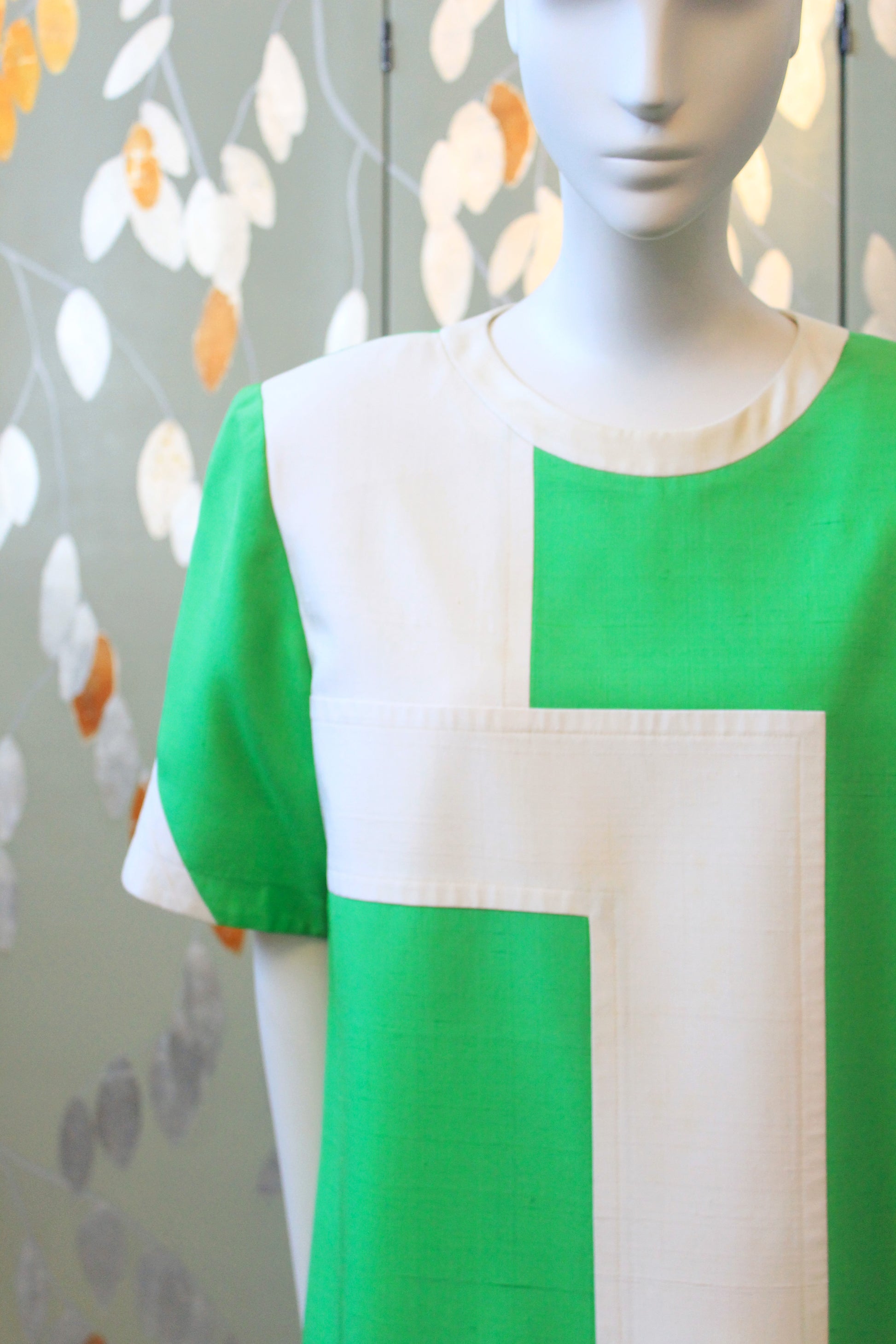1980s does 1960s Graphic Green And White Mod Dress, Medium