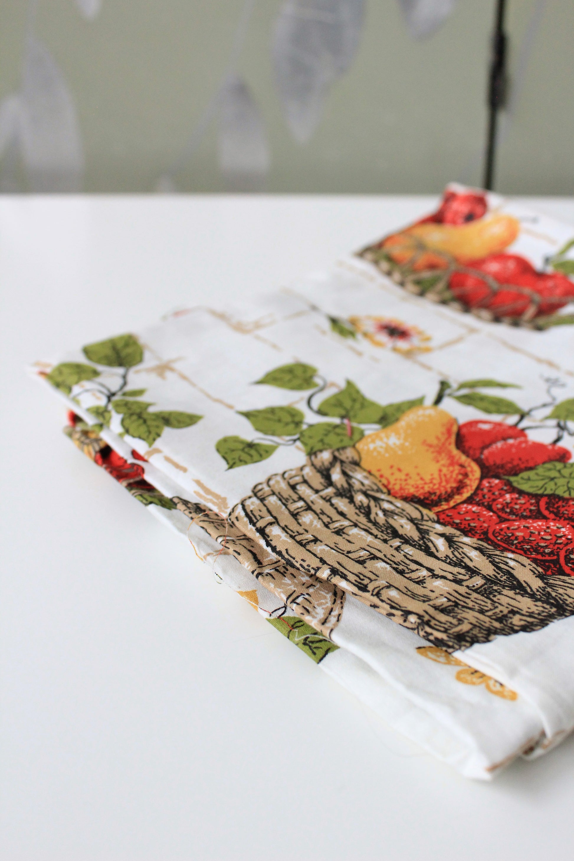 1960s White, Red and Brown Fruit Basket Cotton Sewing Fabric, 2 Yards