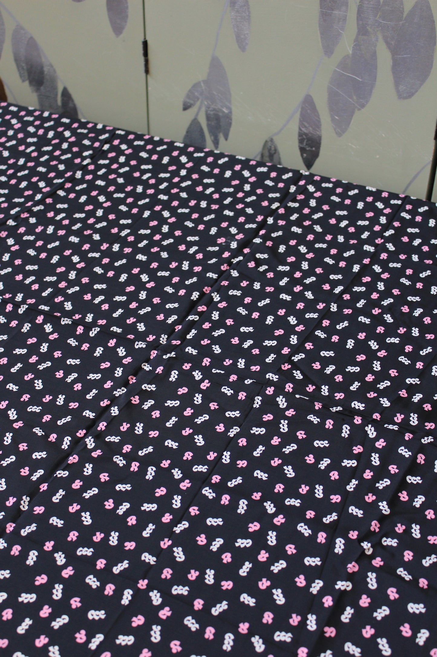 1940s Navy Pink And White Abstract Print Rayon Sewing Fabric, 4 Yards