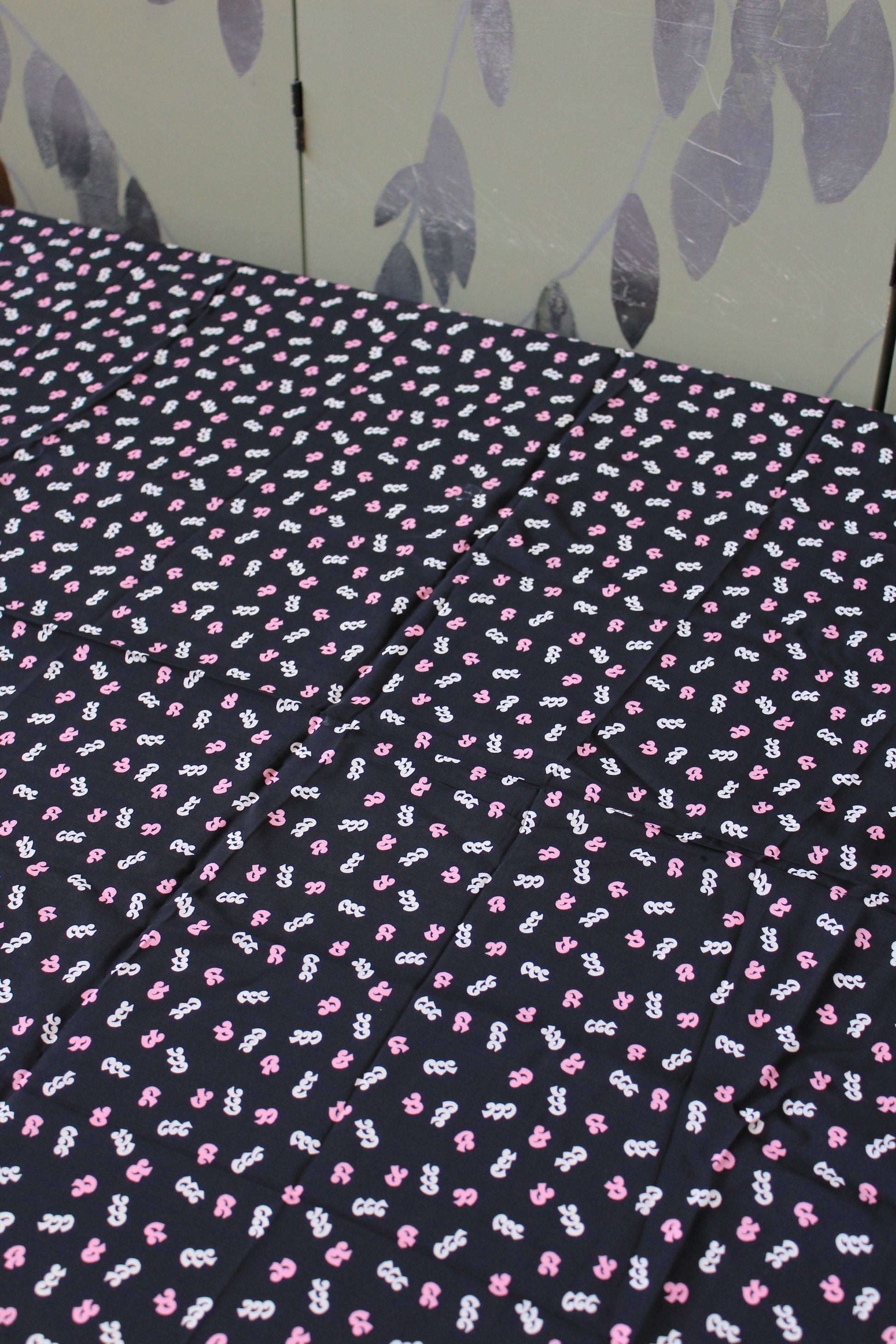1940s Navy Pink And White Abstract Print Rayon Sewing Fabric, 4 Yards