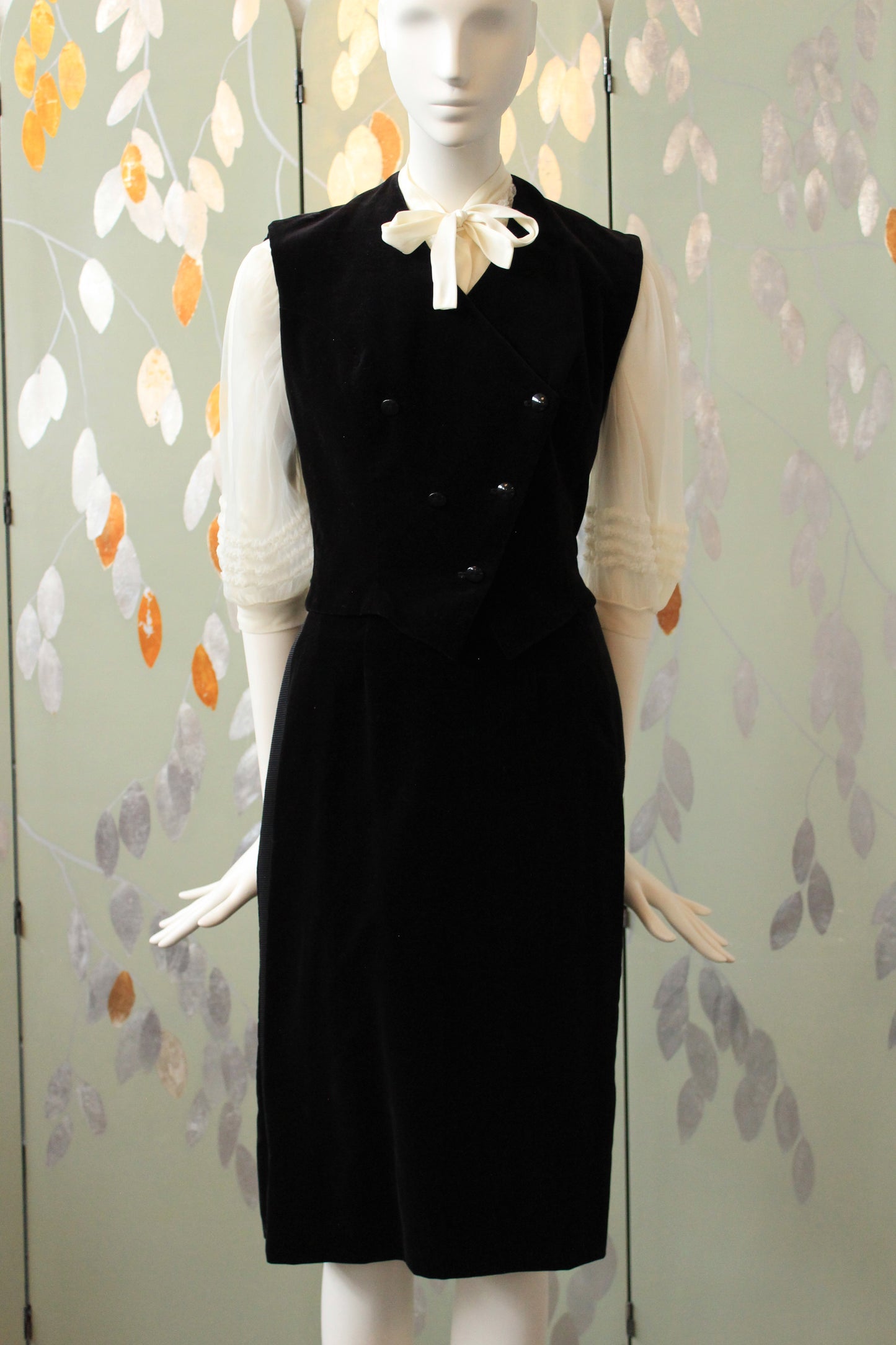 Vintage 1950s Black Velveteen Vest And Skirt Suit Set, XS