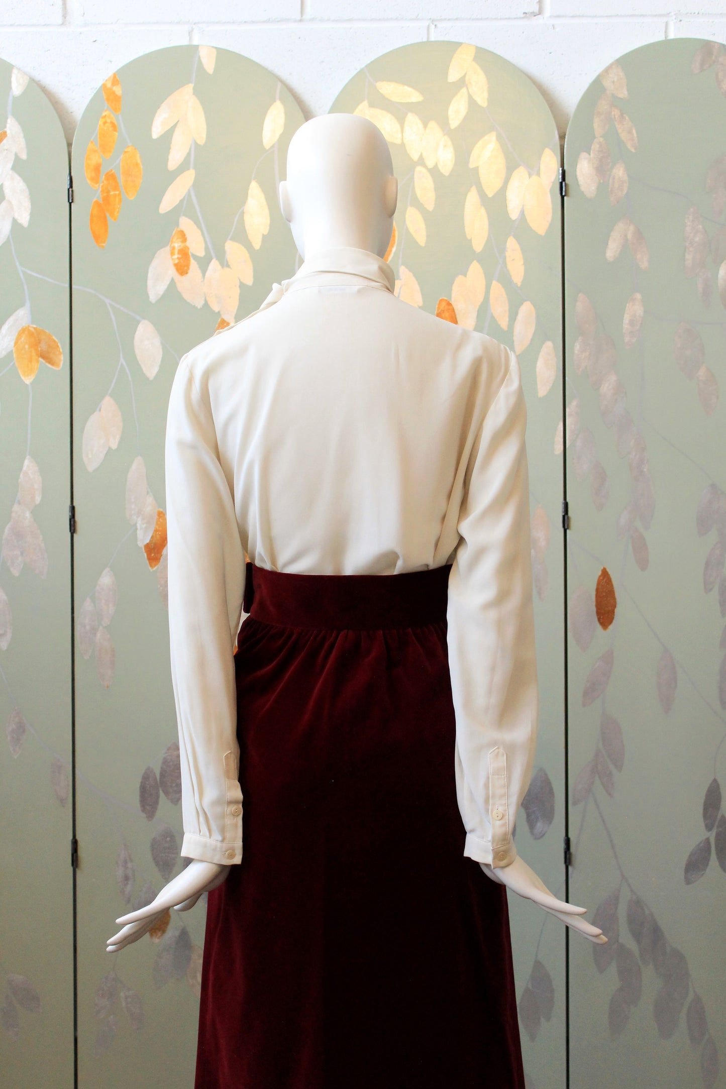 2000s Cream Side Bow Elegant Long Sleeve Blouse, Medium