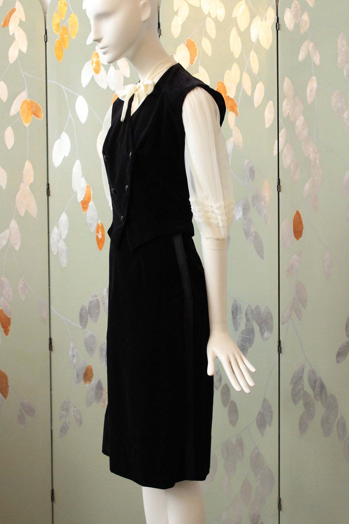 Vintage 1950s Black Velveteen Vest And Skirt Suit Set, XS