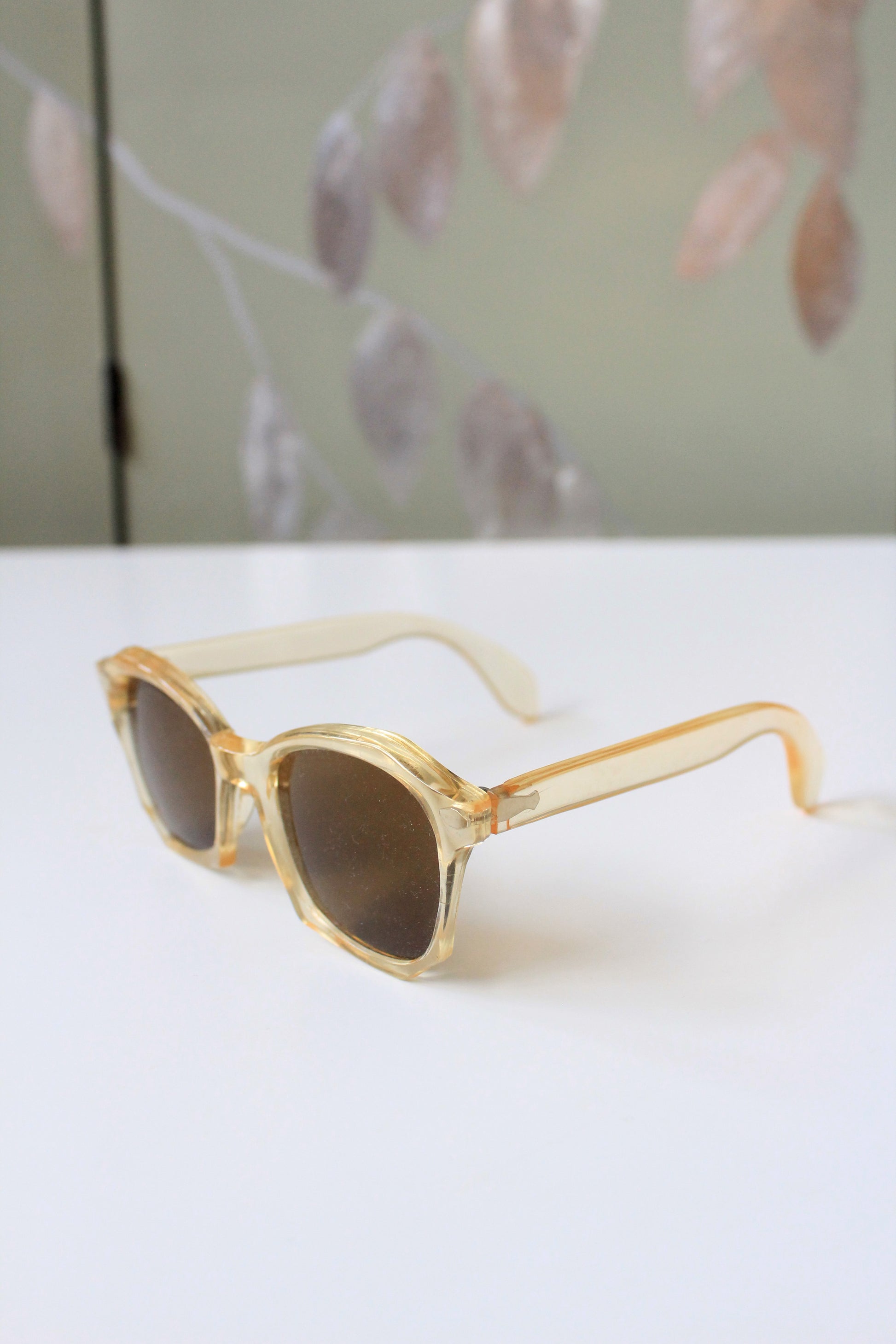 1950s Translucent Peach Sungalsses 