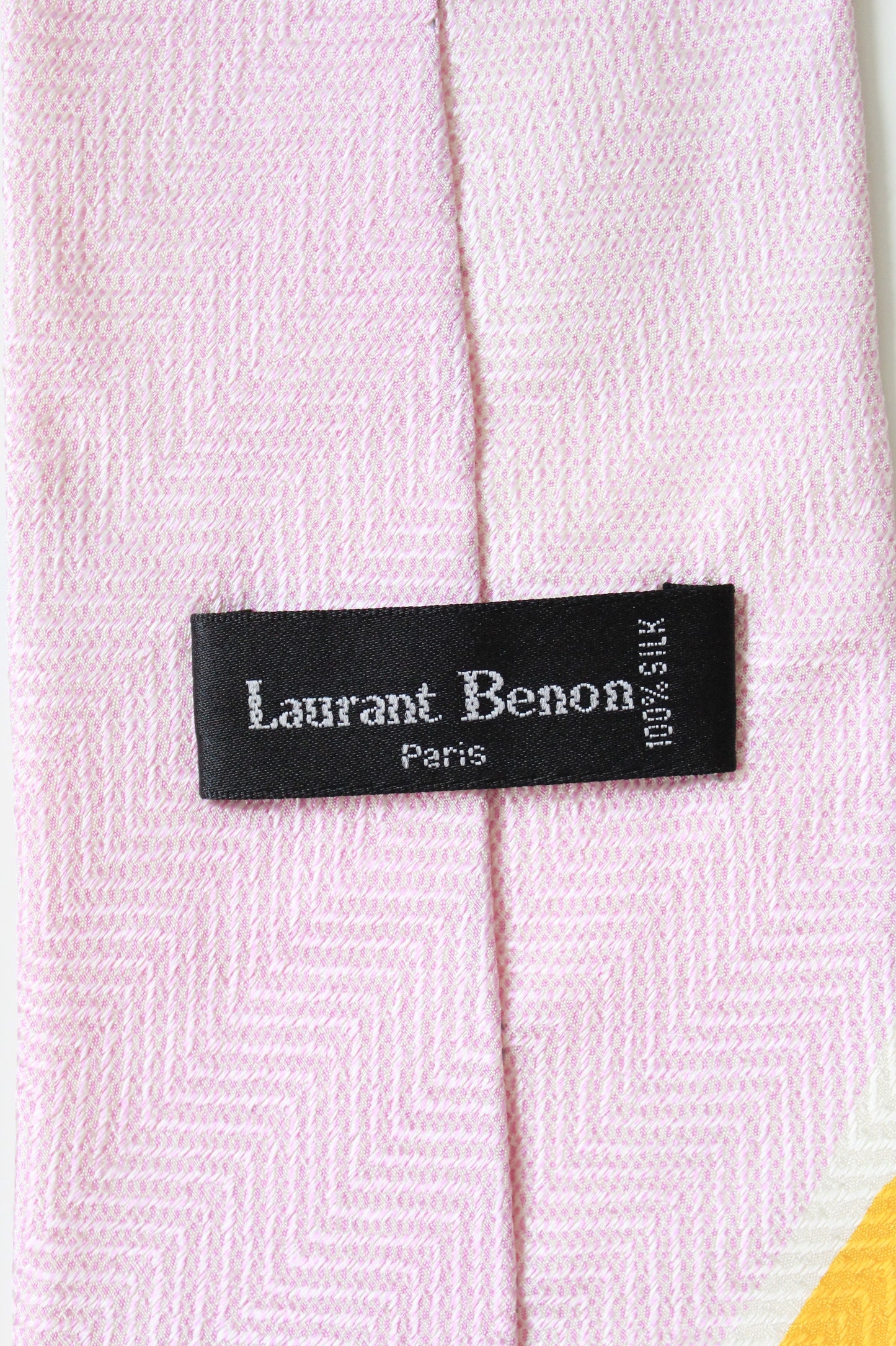 1990s Light Pink Abstract Design Silk Summer Tie 