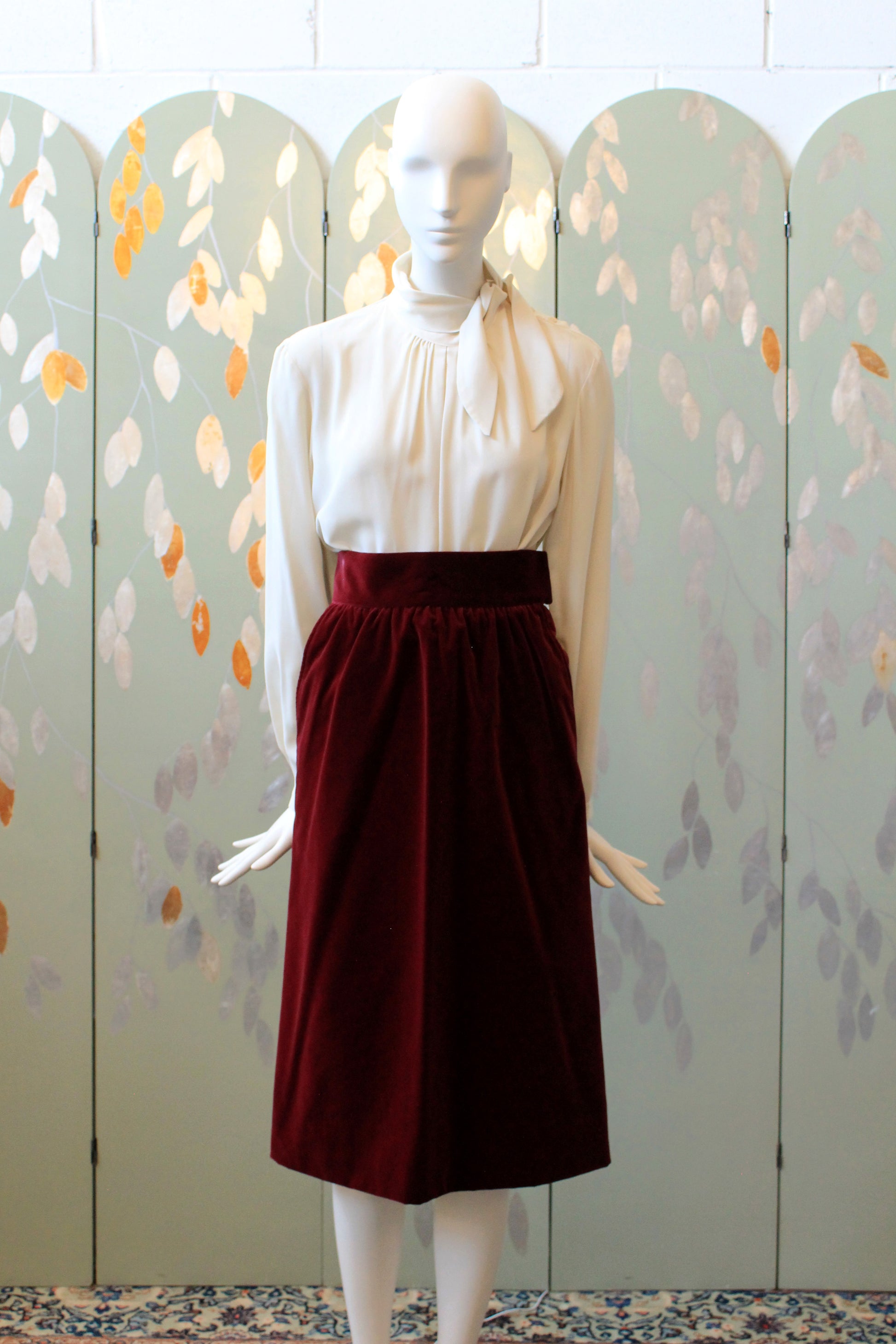 2000s Cream Side Bow Elegant Long Sleeve Blouse, Medium